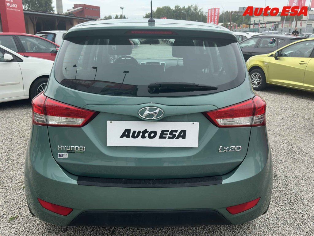 Hyundai ix20, 1.4,ČR - fotka 5