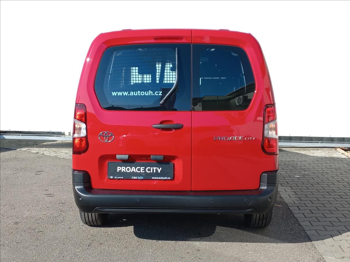 Toyota Proace City, 1,5 D-4D 130k 6st. MAN Long  C - fotka 6
