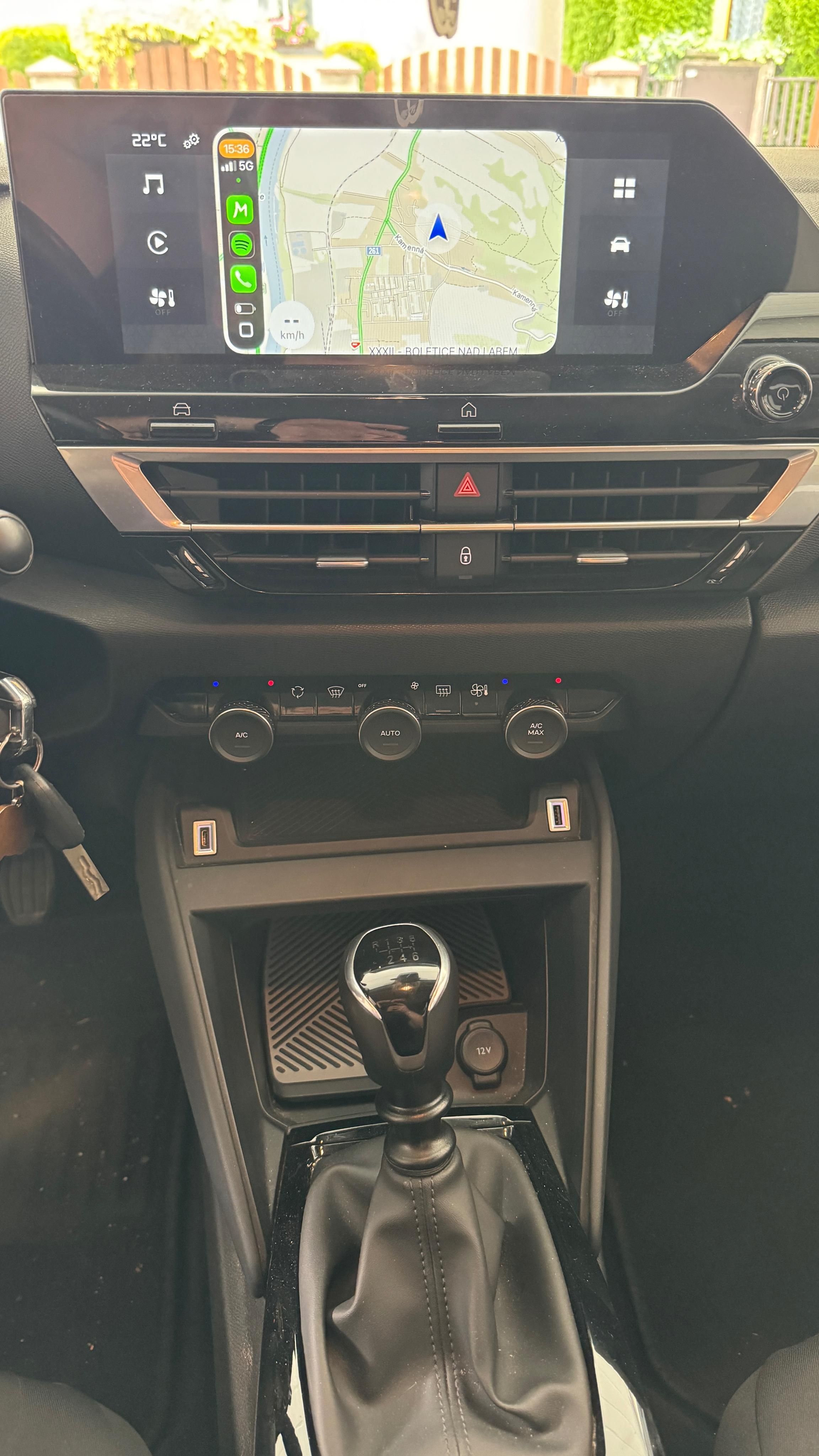 Citroën C4, 1.2 PT - fotka 6