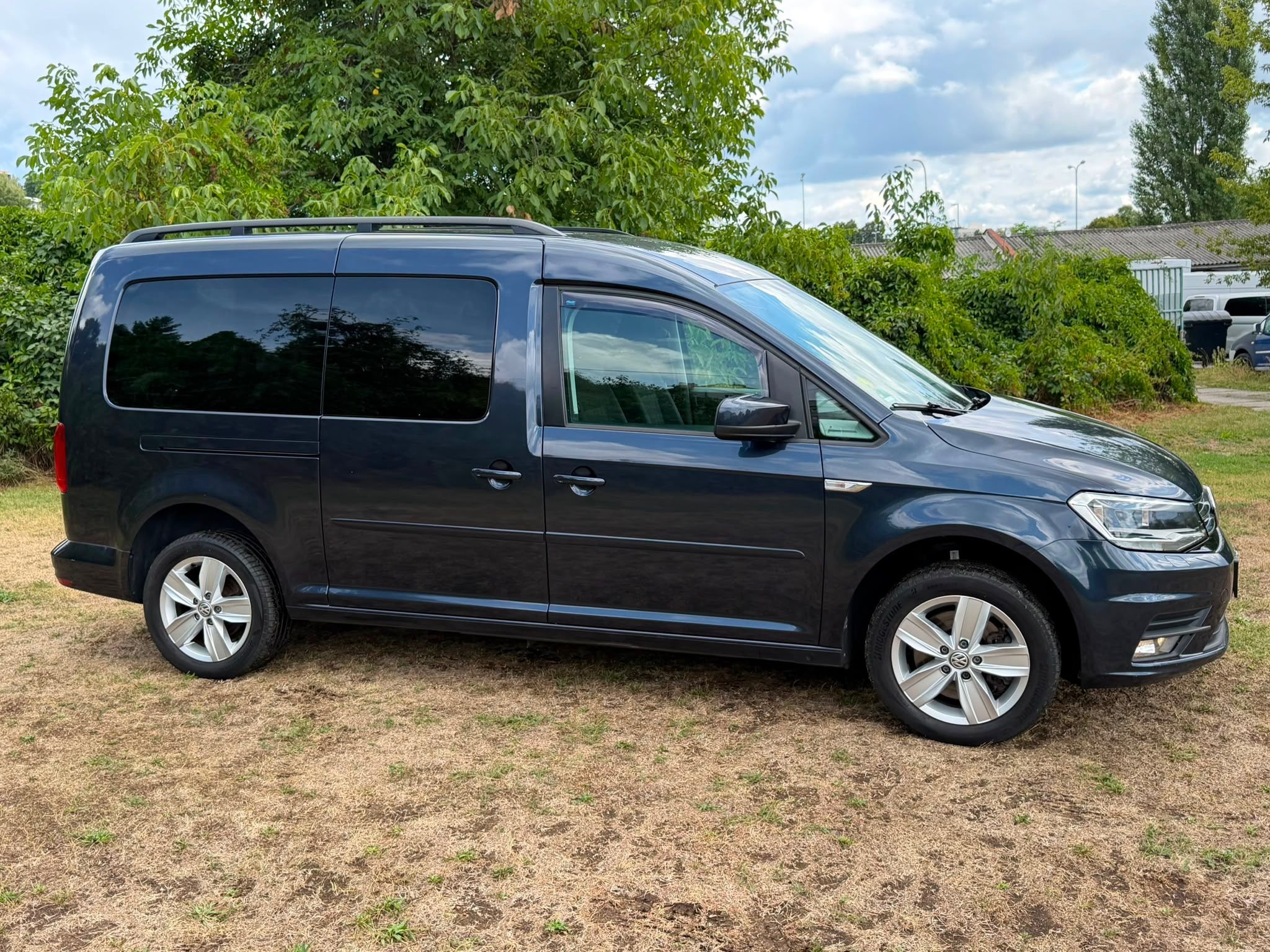 Volkswagen Caddy, MAXI 2,0 TDI - TOP STAV ! - fotka 6