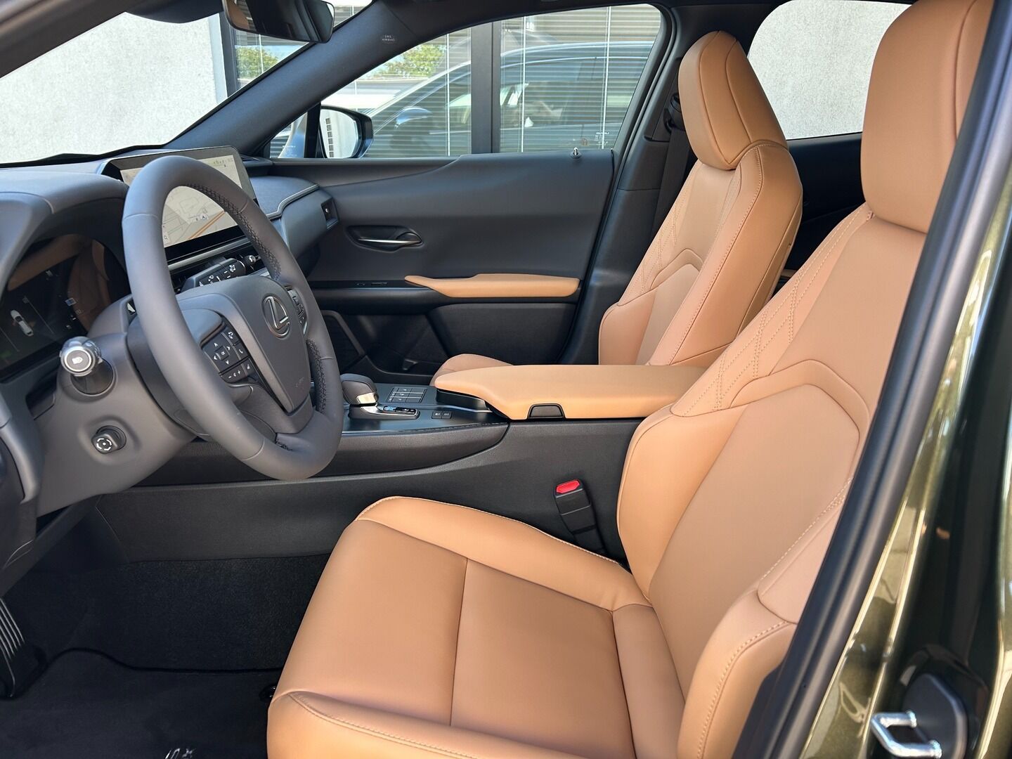 Lexus UX 300h, 300h 2.0 HEV F SPORT DESIGN - fotka 6