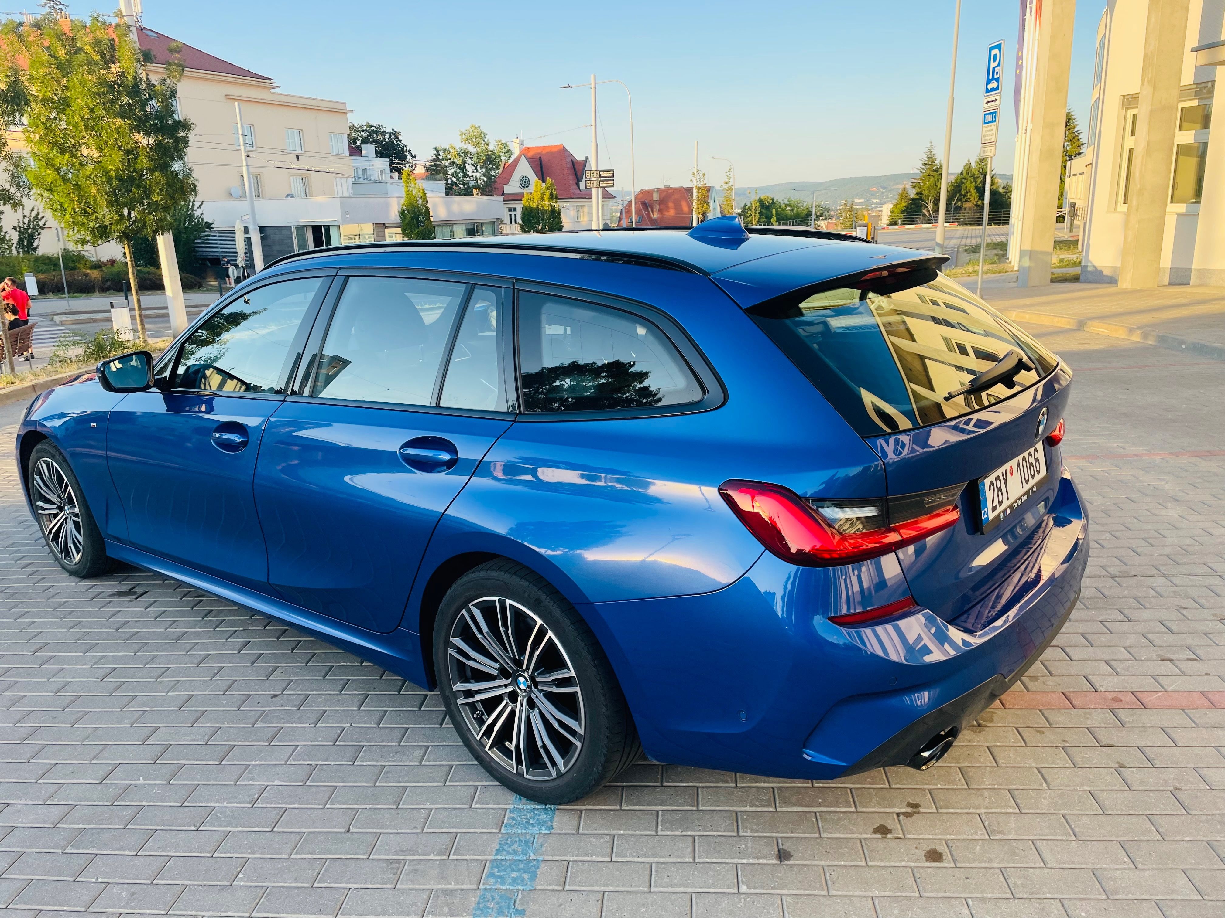 BMW Řada 3, 320D Xdrive odpočet DPH - fotka 4