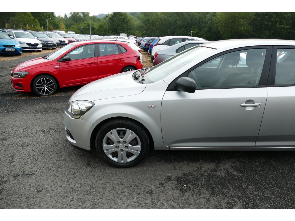 Kia Cee´d, 1,4 66KW KLIMA - fotka 5