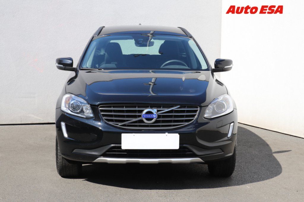 Volvo XC60, 2.4 D - fotka 2