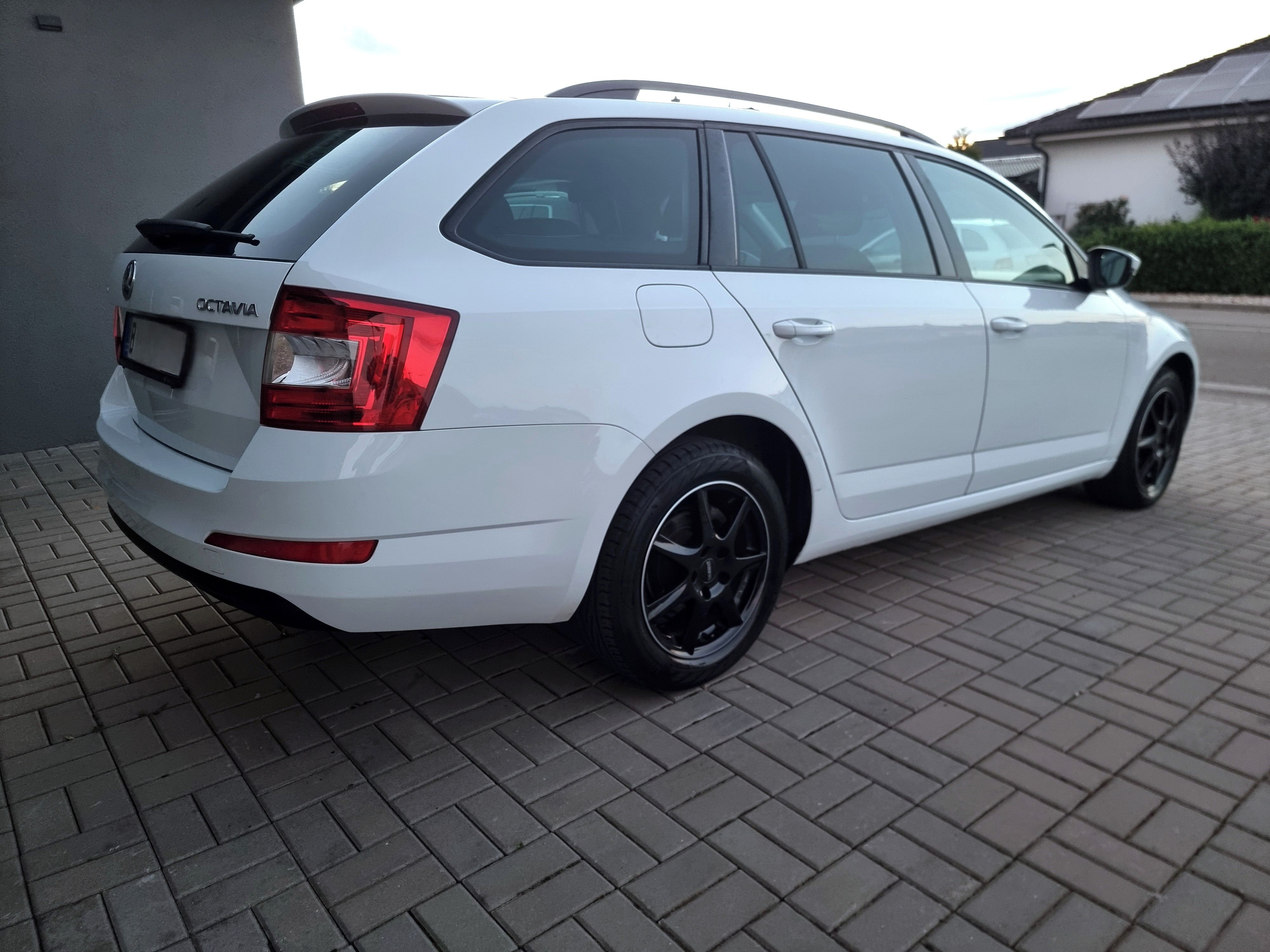 Škoda Octavia, 1.2Tsi 81kw | 1.MAJITEL | 2016 - fotka 6