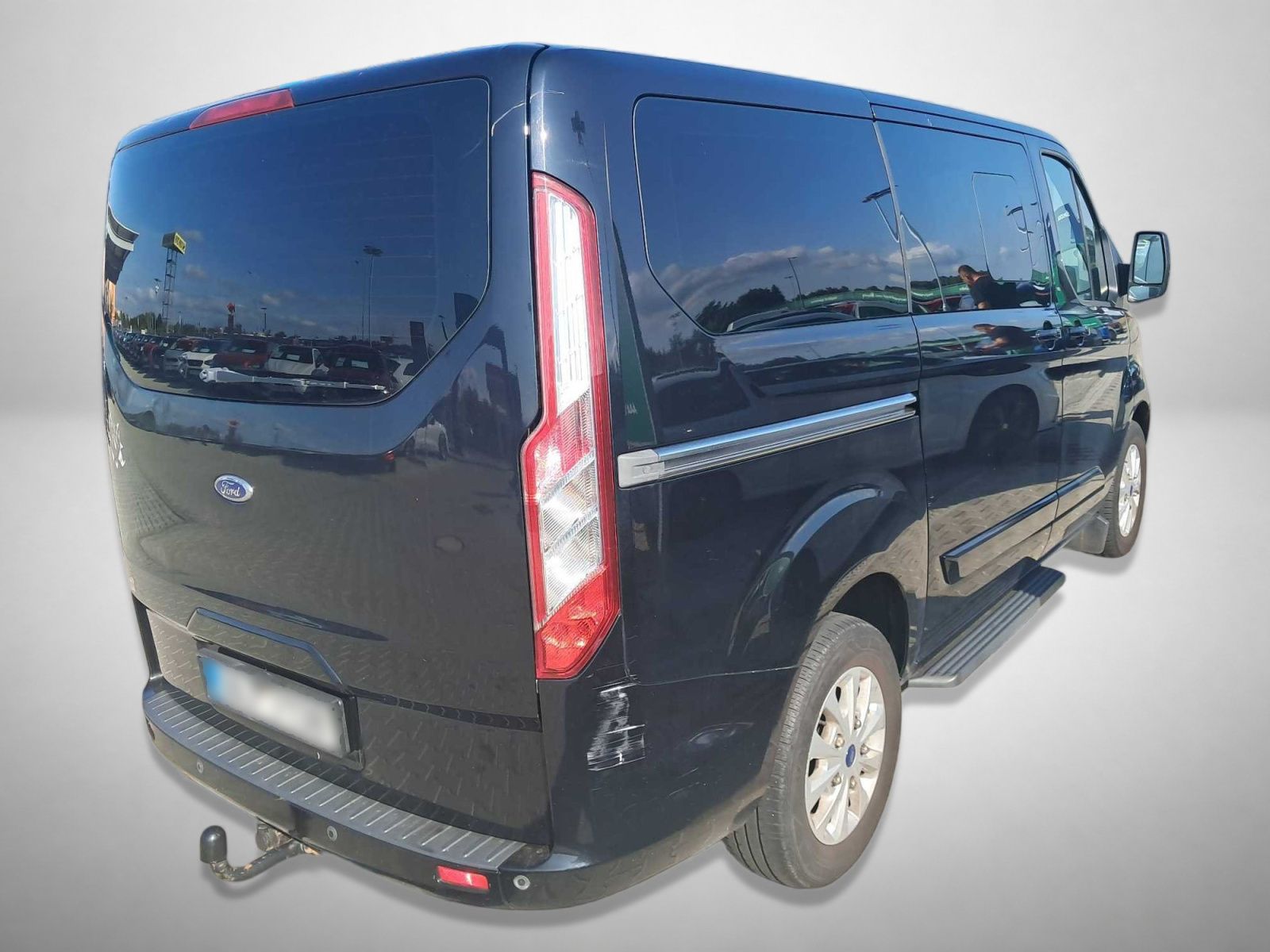 Ford Tourneo Custom, 2.2 TDCi, Klima, Tempomat - fotka 2