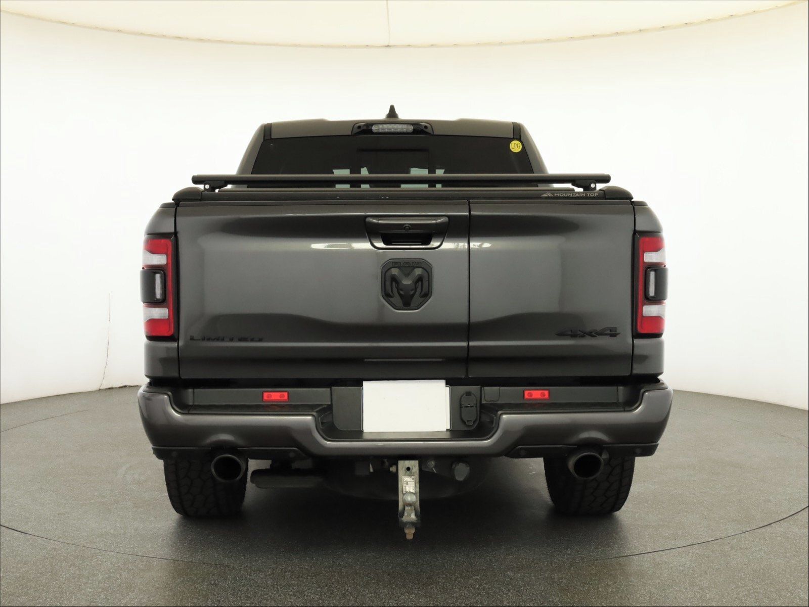 RAM 1500, 5.7 V8 Hemi, Limited - fotka 4