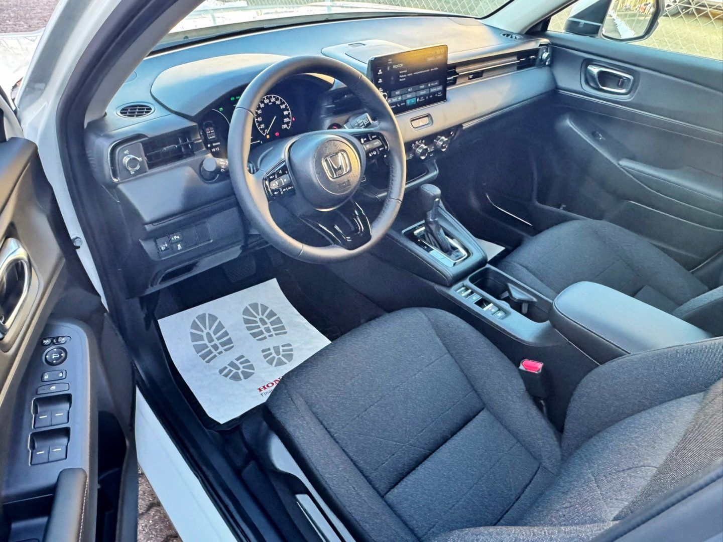 Honda HR-V, 1.5 eHEV Elegance MR27 - fotka 6