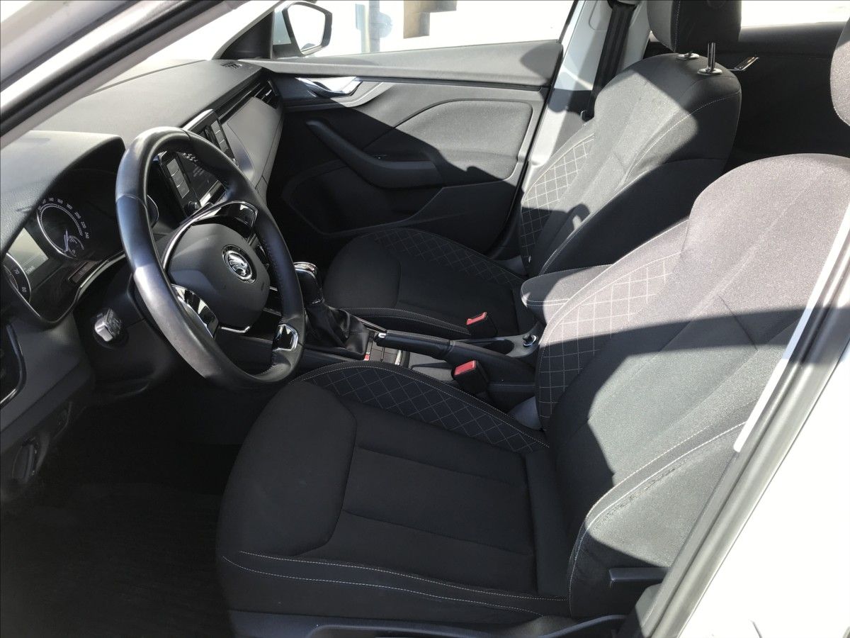 Škoda Scala, 1,0 TSi 81kW DSG - fotka 6