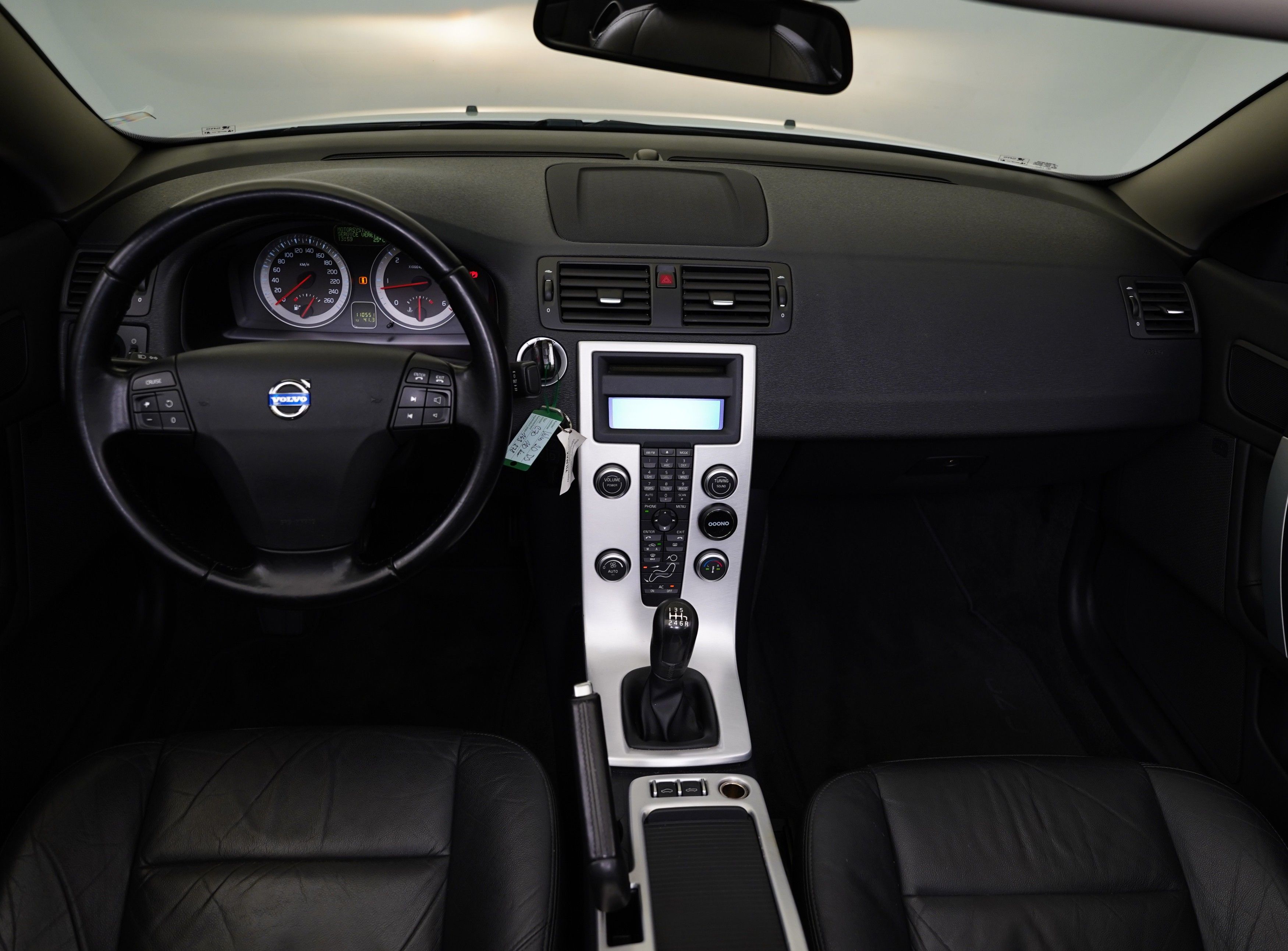 Volvo C70, 2.0 D3 110 kW Momentum - fotka 5