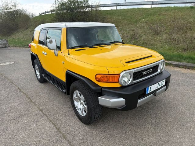 Toyota FJ Cruiser