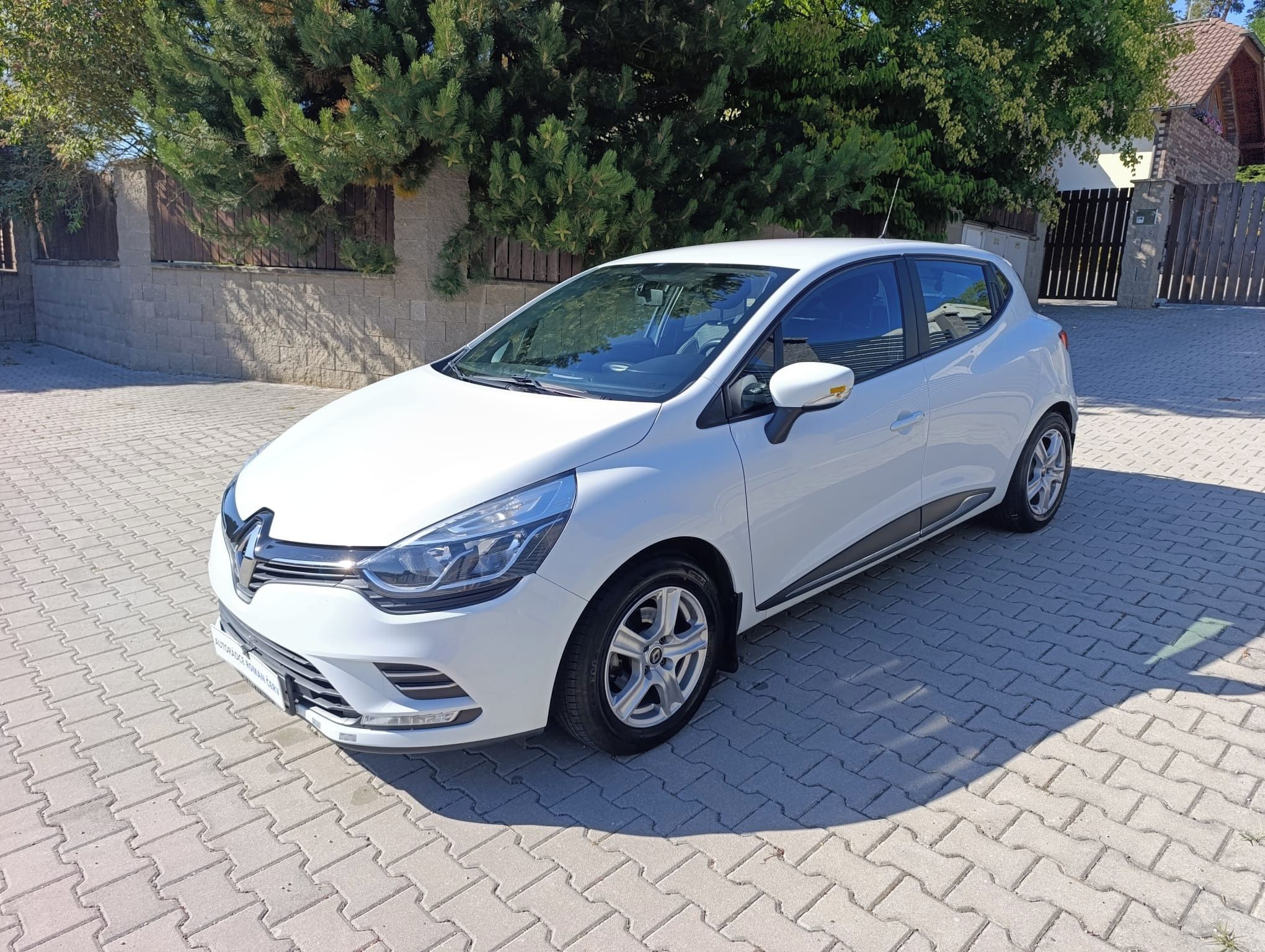 Renault Clio, 1.maj,ČR,serv.k,záruka,tažné!