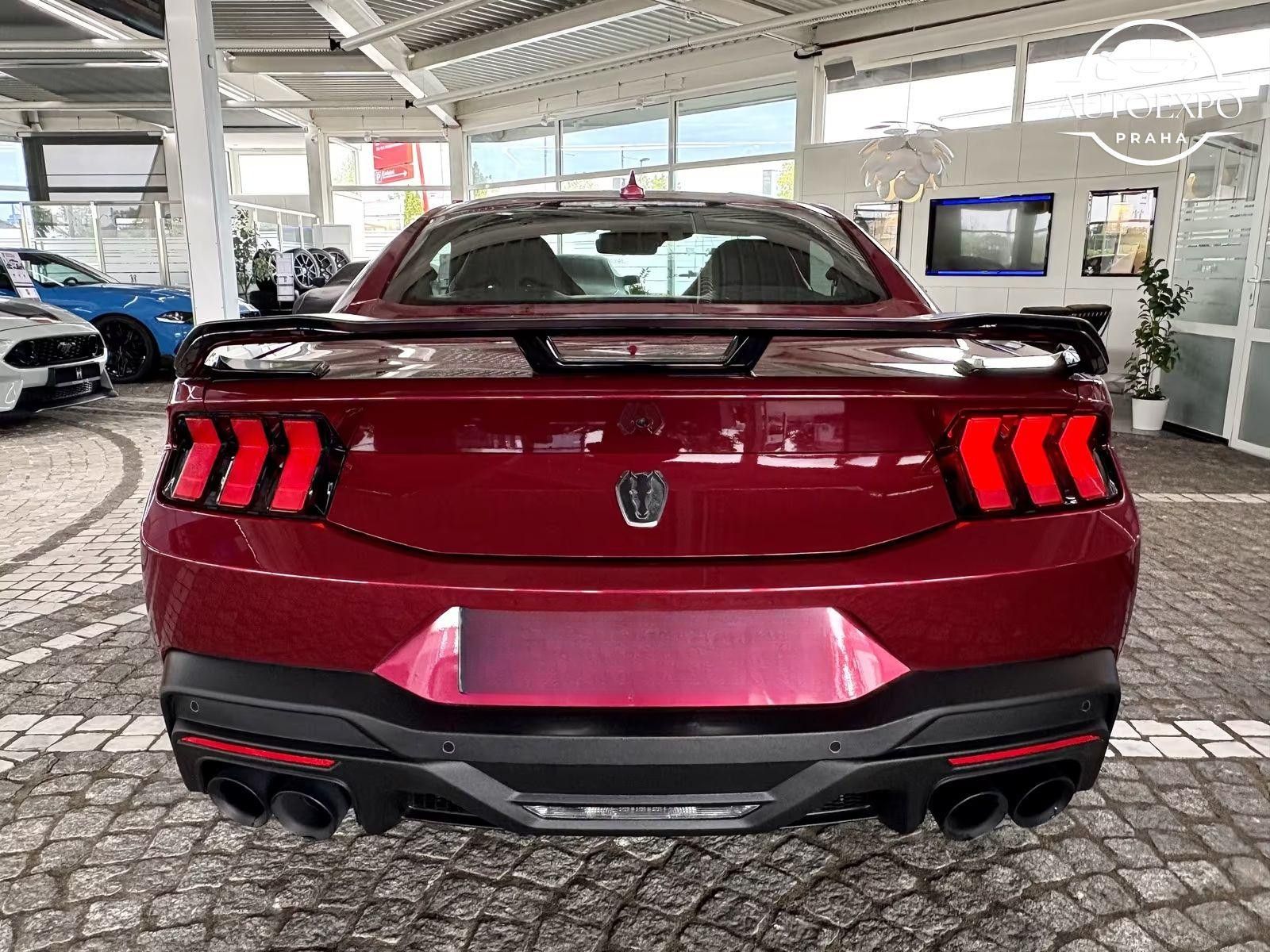 Ford Mustang, 5.0 V8 DARK HORSE +20 Zoll - fotka 5