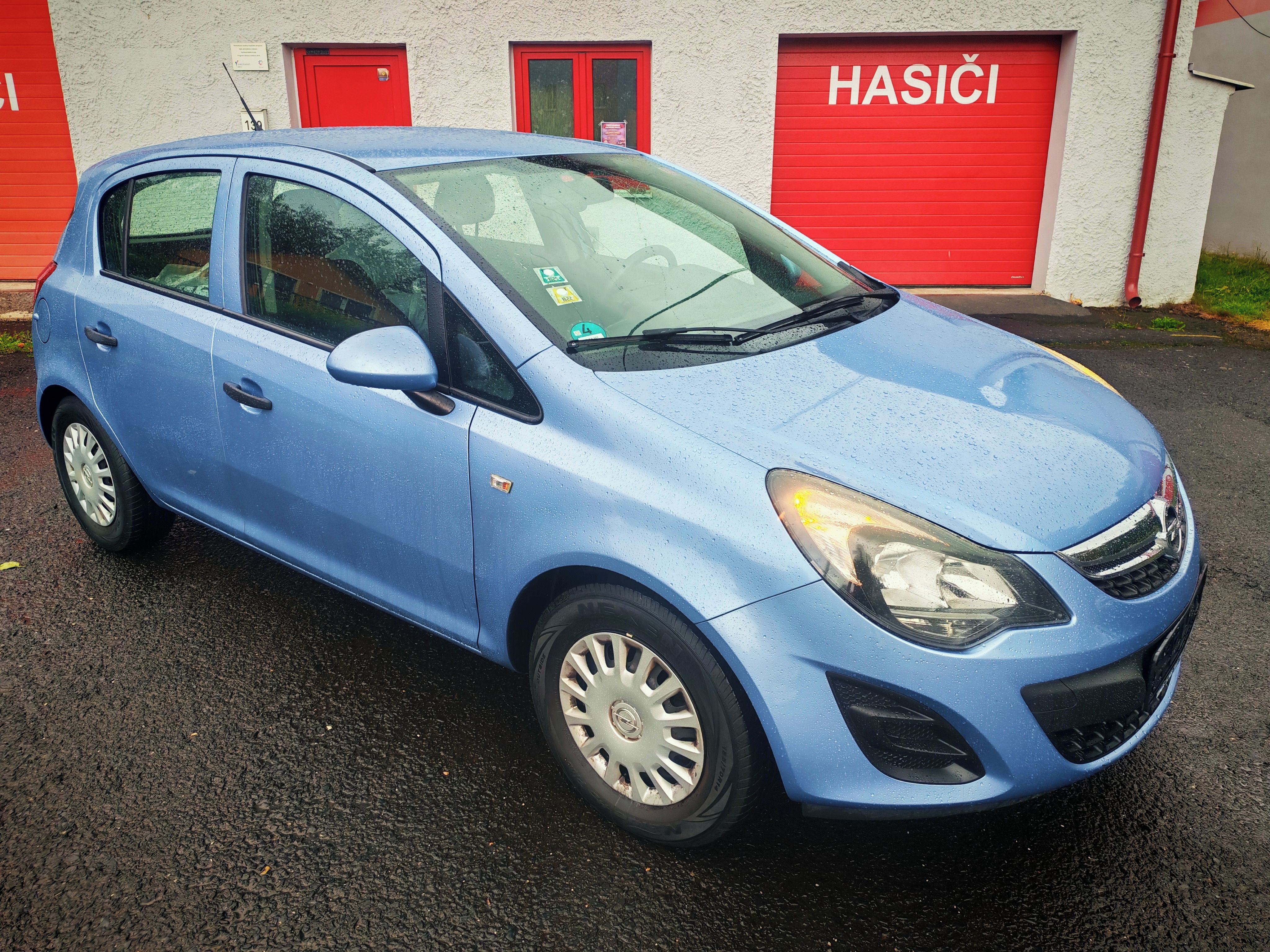 Opel Corsa, 1.3 i - fotka 6