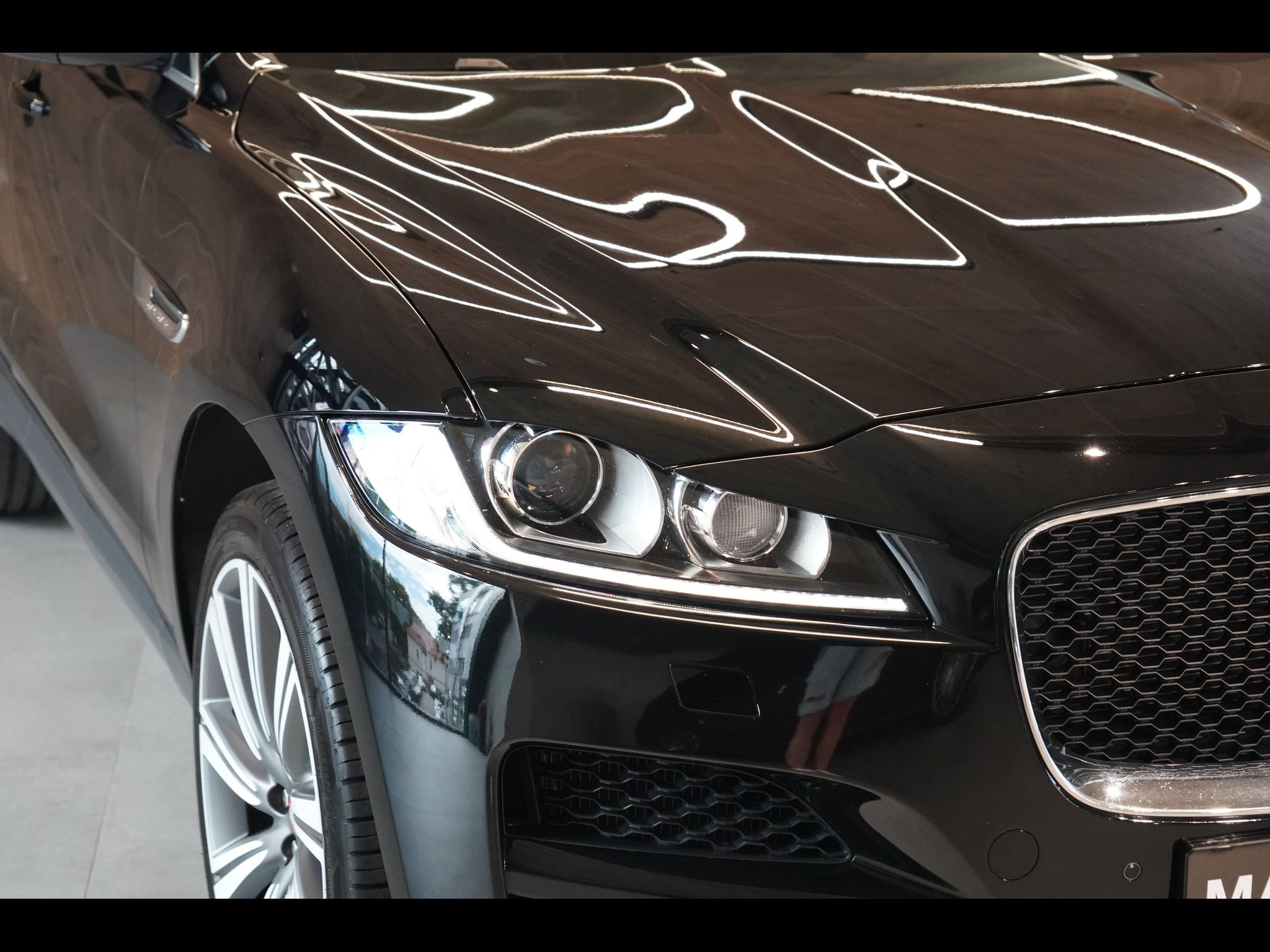 Jaguar F-Pace, 30d AWD, PRESTIGE, Panorama - fotka 6