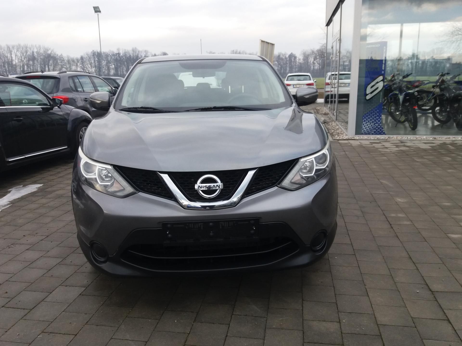 Nissan Qashqai, 1.2DIG-T,Klima,Servi.knížka - fotka 2