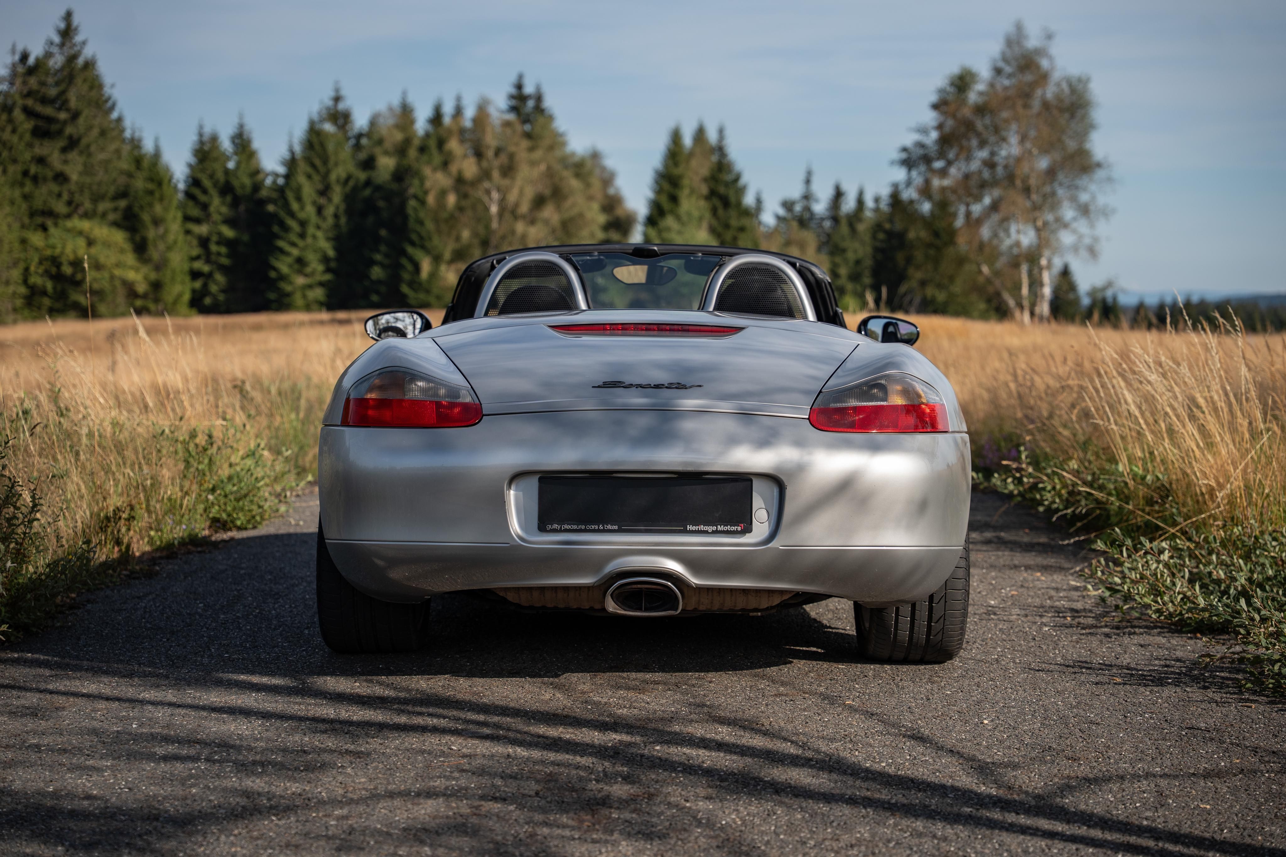 Porsche Boxster, 2.7 986 manuál, hardtop, TOP - fotka 5
