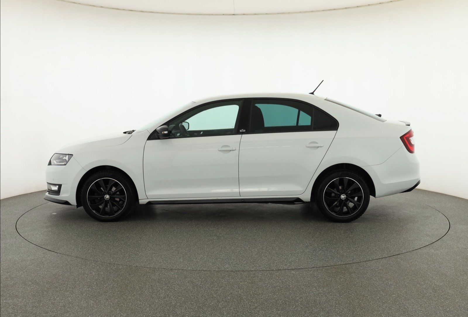 Škoda Rapid, 1.0 TSI, Monte Carlo - fotka 3
