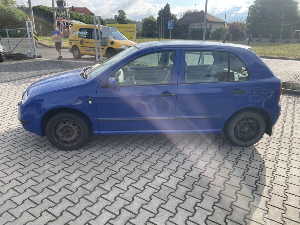 Škoda Fabia, 1,4 MPi 50 kW 2.MAJITEL od ROK - fotka 4