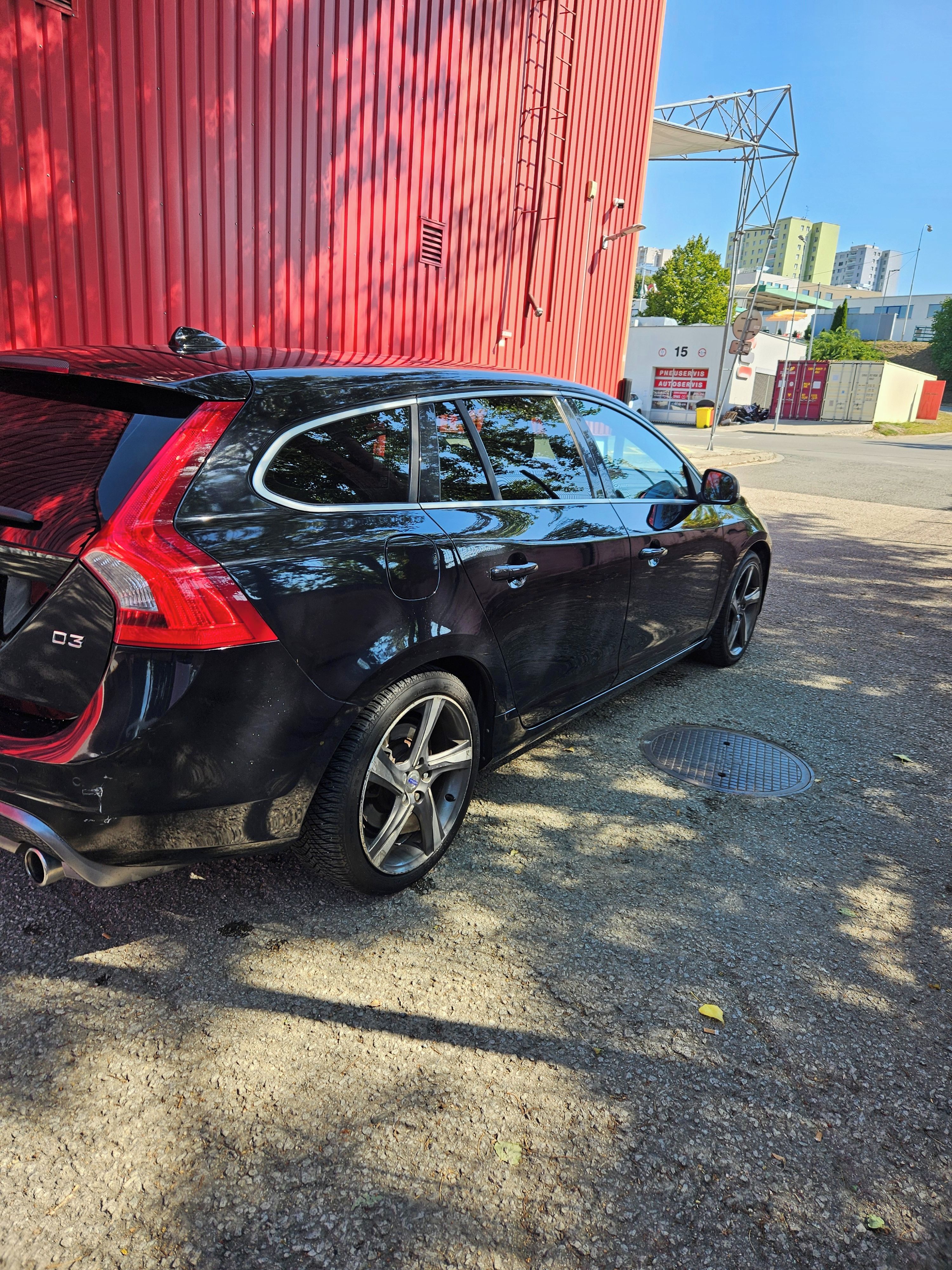 Volvo V60, R DESING - fotka 5