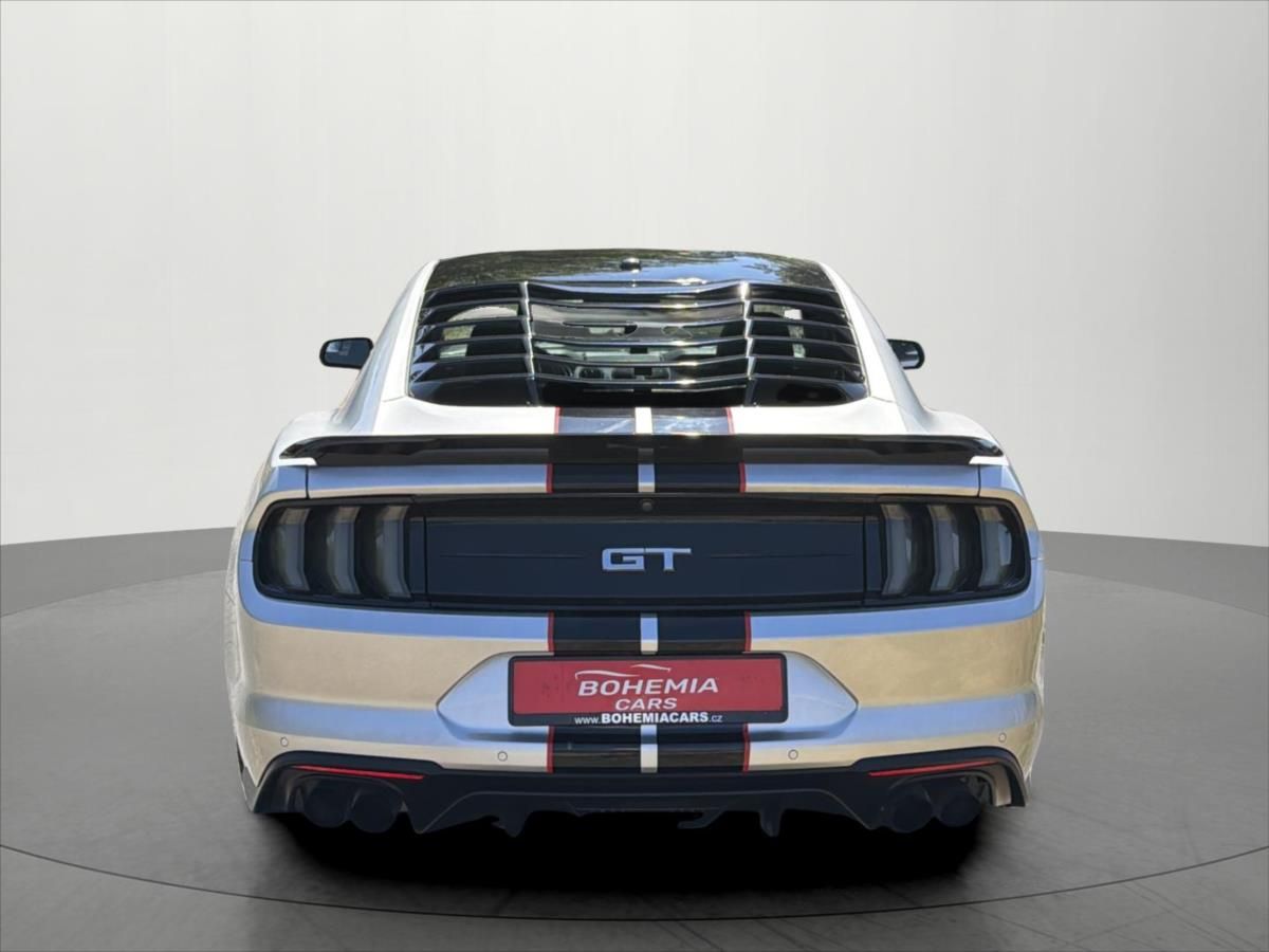 Ford Mustang, 5,0 331 Kw GT V8 Automat - fotka 6
