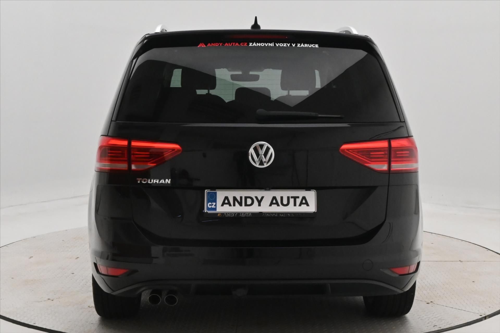 Volkswagen Touran, 2,0 TDI 110 kW DSG Highline 7m - fotka 6