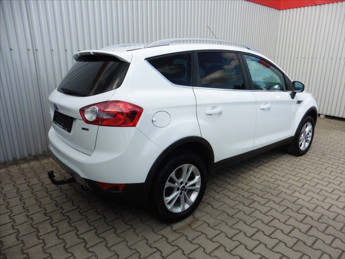 Ford Kuga, 2,0 TDCi Titanium 4X4 - fotka 4