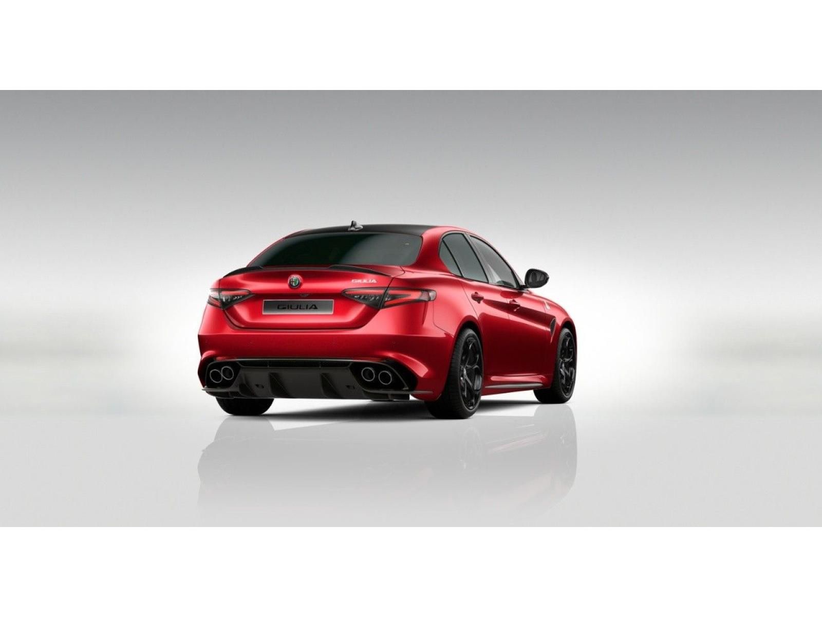Alfa Romeo Giulia, 2.9 V6 BiTurbo 520k QV Carbon - fotka 4