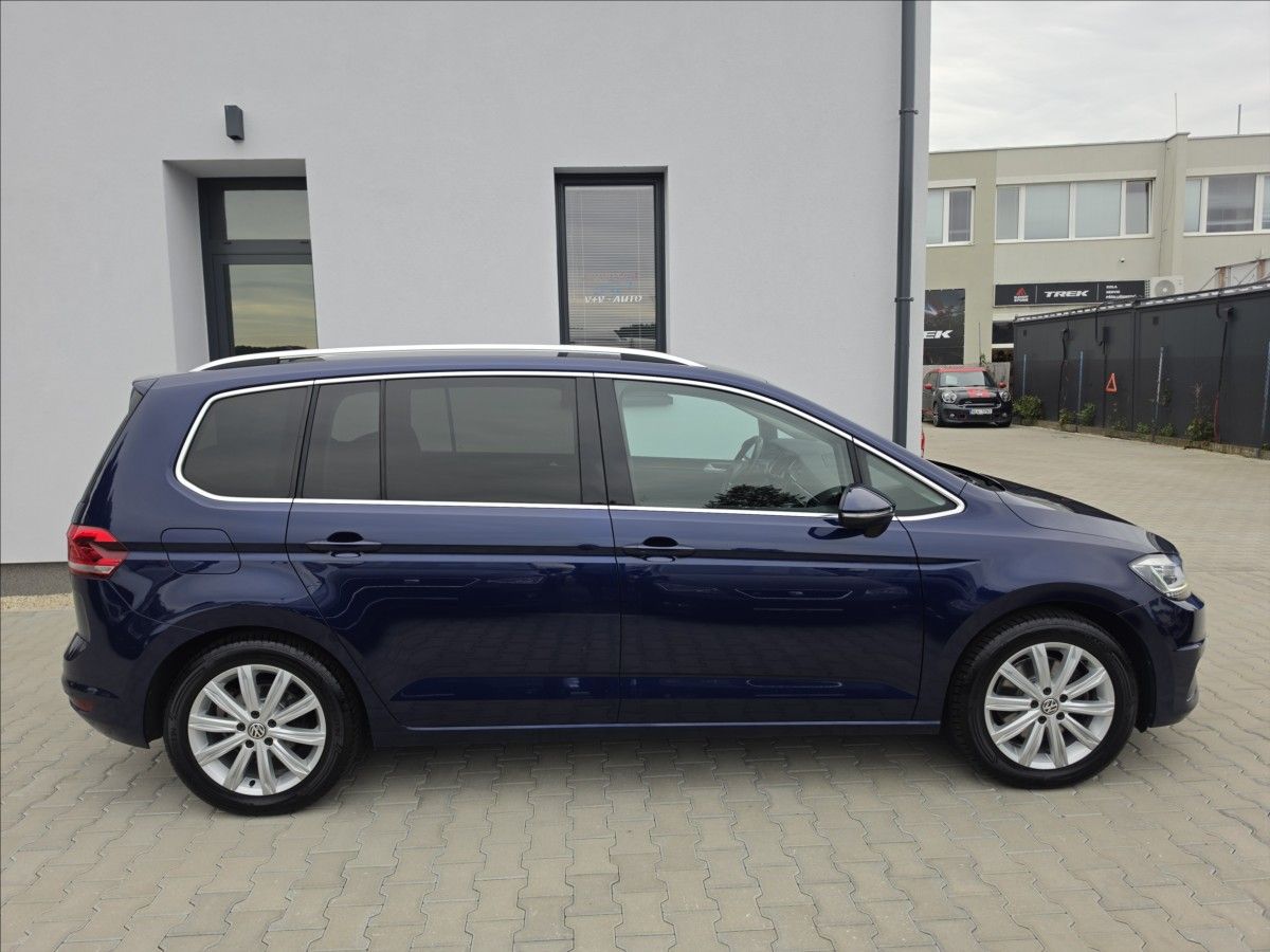 Volkswagen Touran, 1,4 TSi 110KW DSG Highline 7MÍ - fotka 6