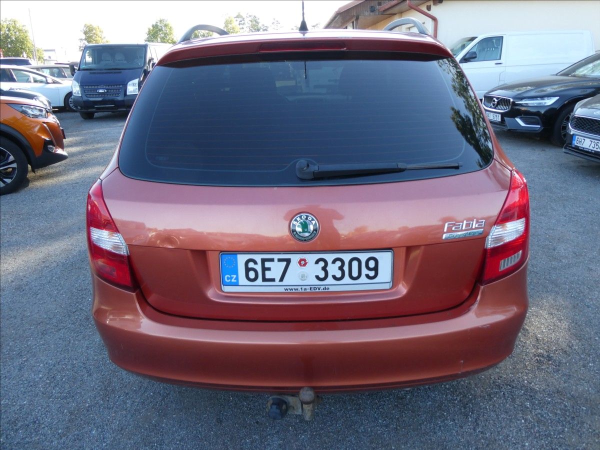 Škoda Fabia, 1,4 TDi 59kW klima, závěs - fotka 6