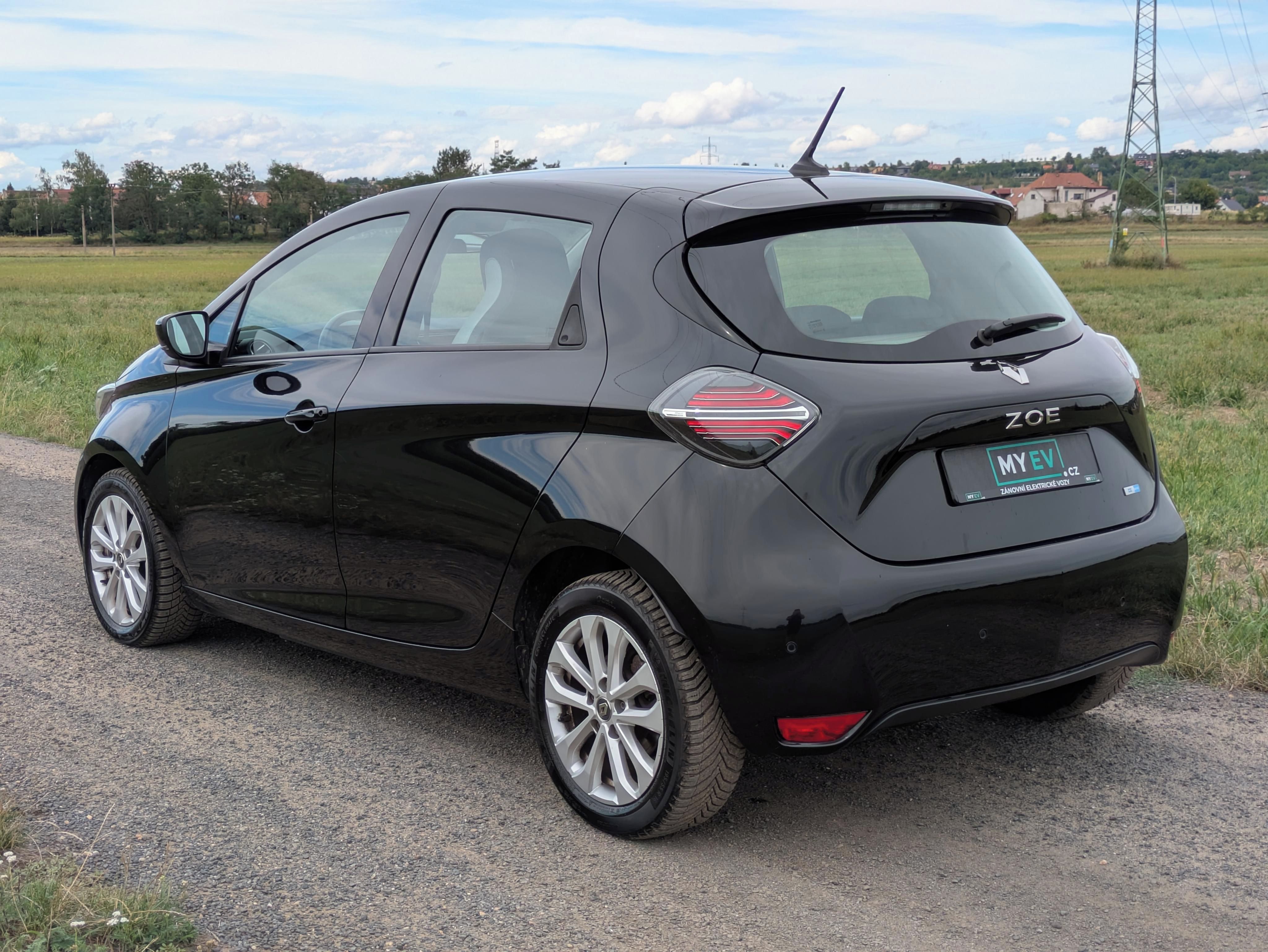 Renault ZOE, 52kWh ZÁRUKA VÝHŘEVY SOH 93.3% - fotka 5