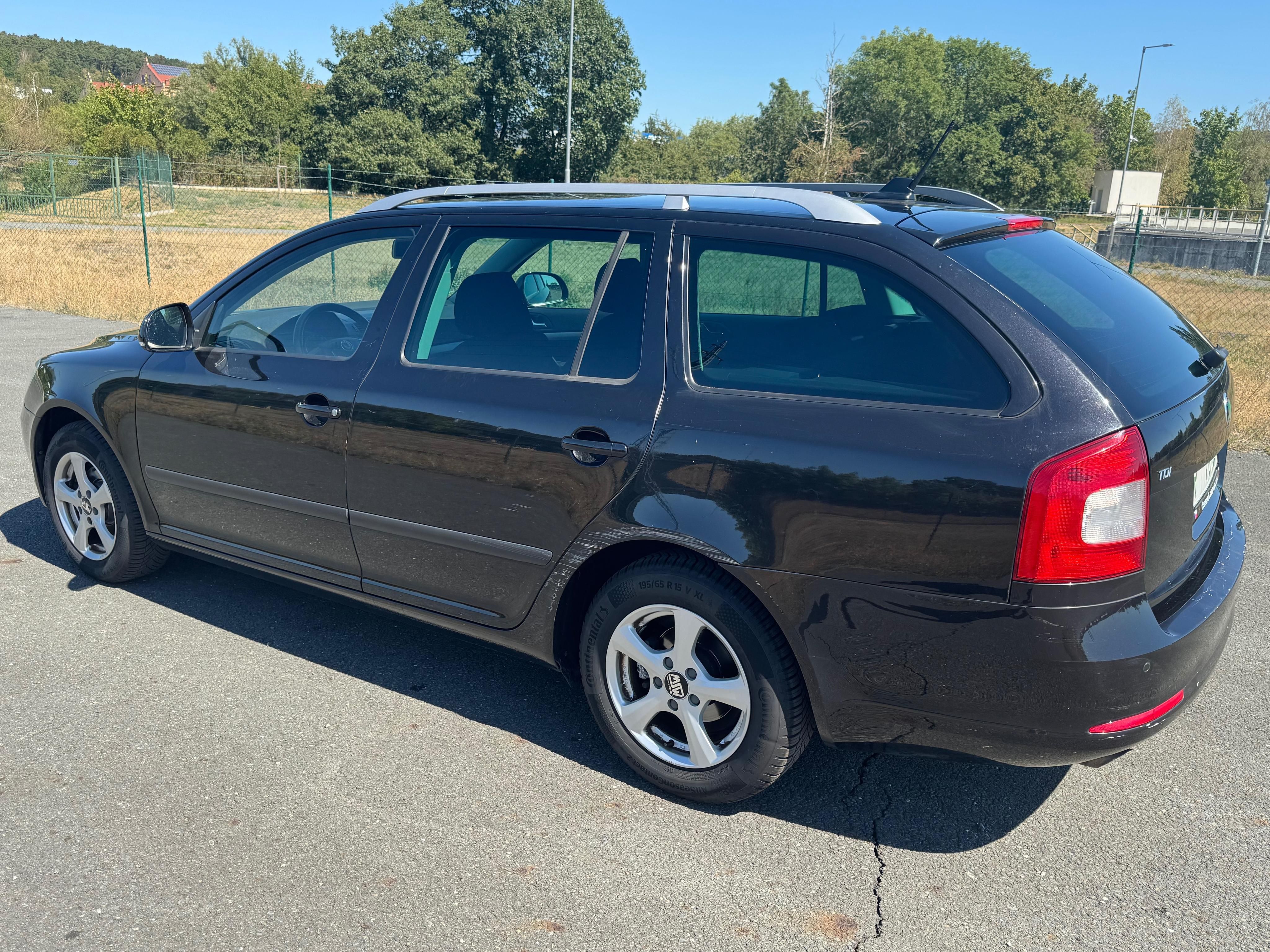 Škoda Octavia, FACELIFT 1.6TDI DOVOZ BELGIE - fotka 4
