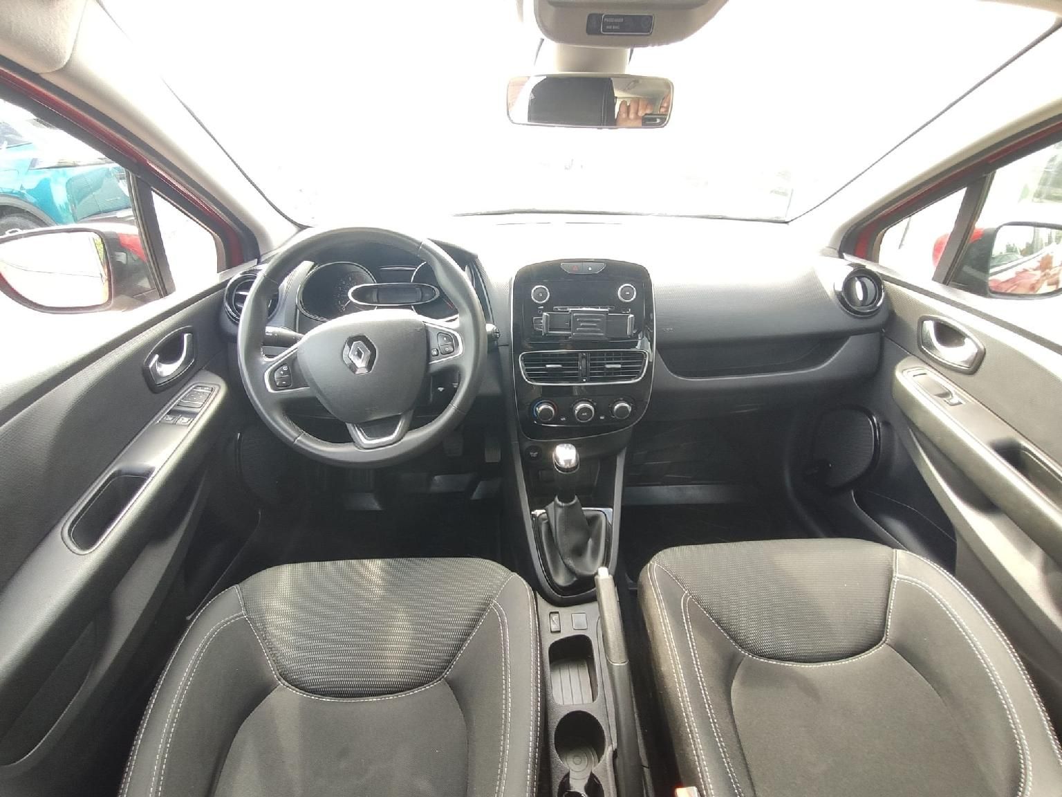 Renault Clio, combi 0,9 TCe 76k  MAN5 - fotka 2