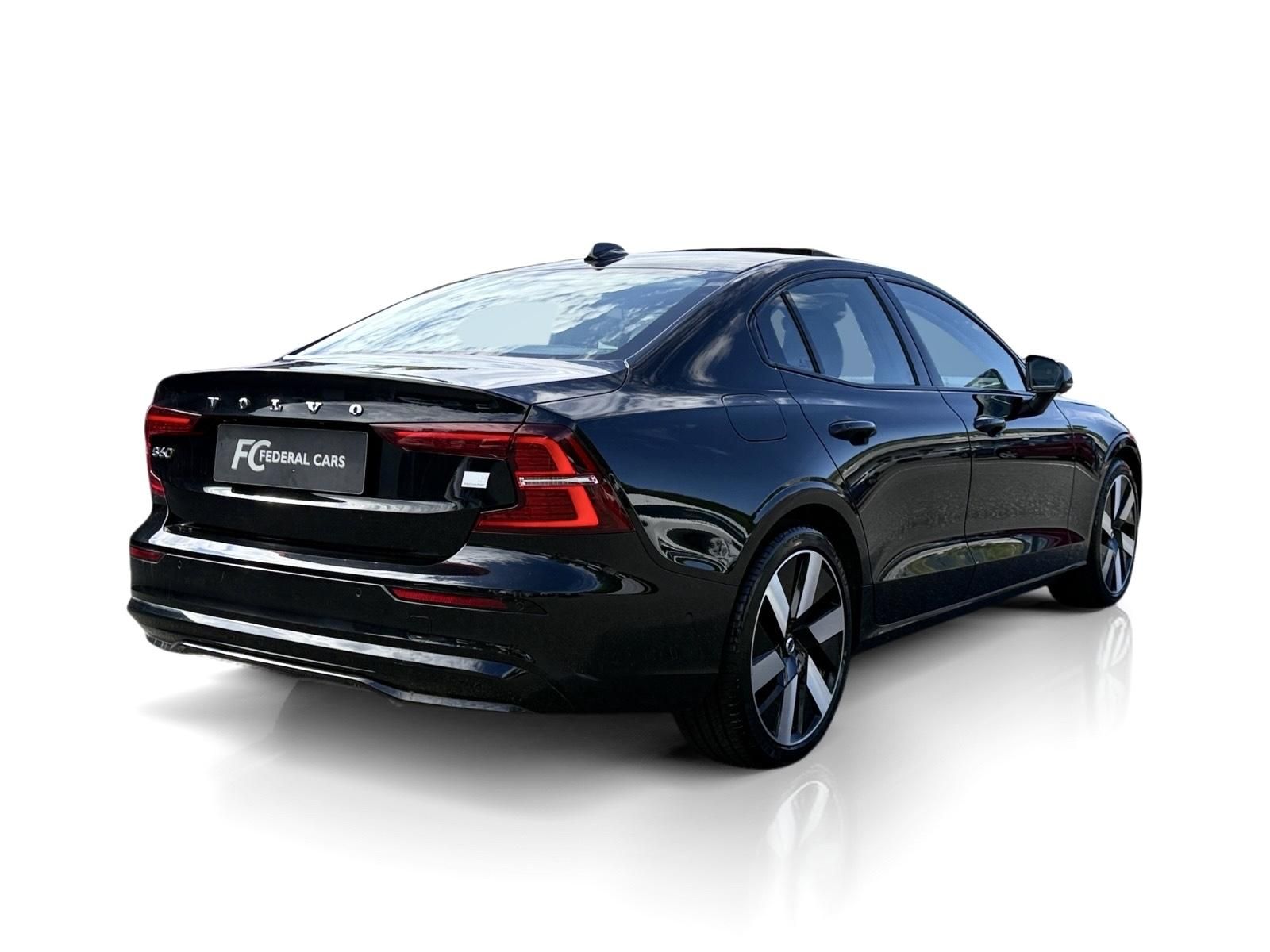 Volvo S60, T8 AWD ULTIMATE DARK // 335 kW - fotka 5