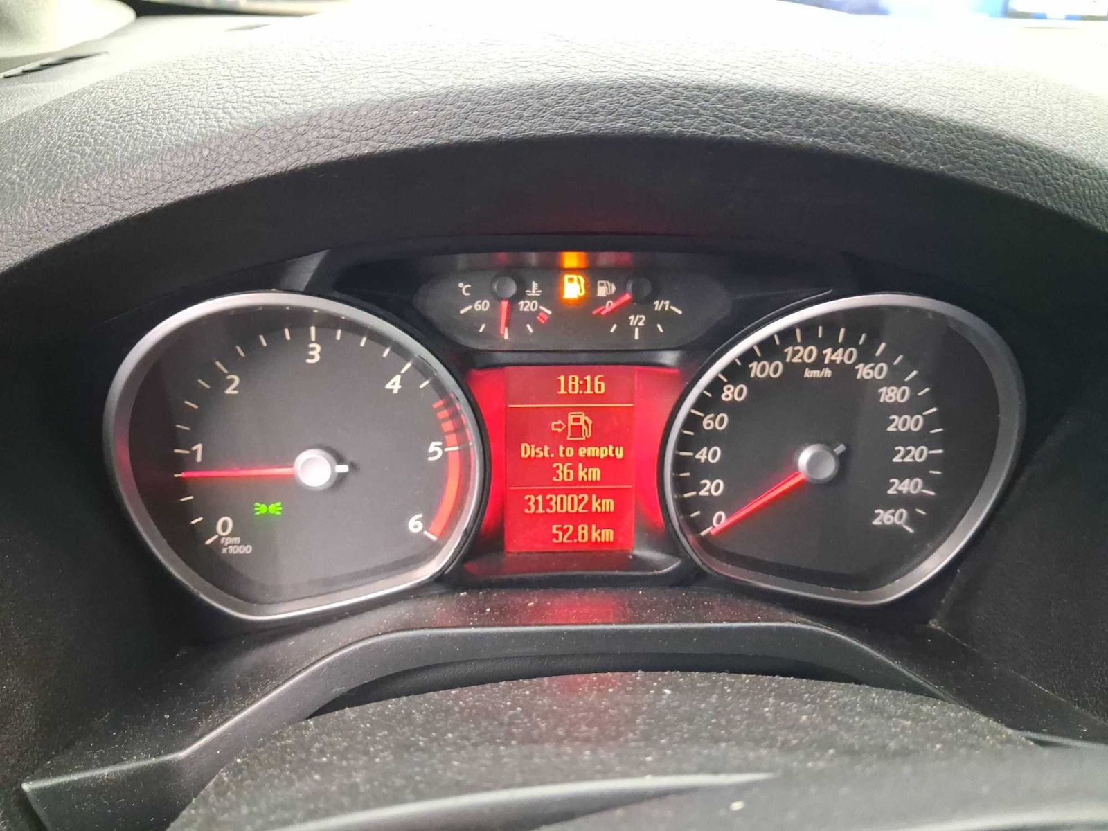 Ford Galaxy, 2.0 TDCi, Automat, 7 míst - fotka 3