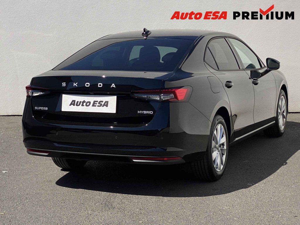 Škoda Superb, 1.5Tsi - fotka 4