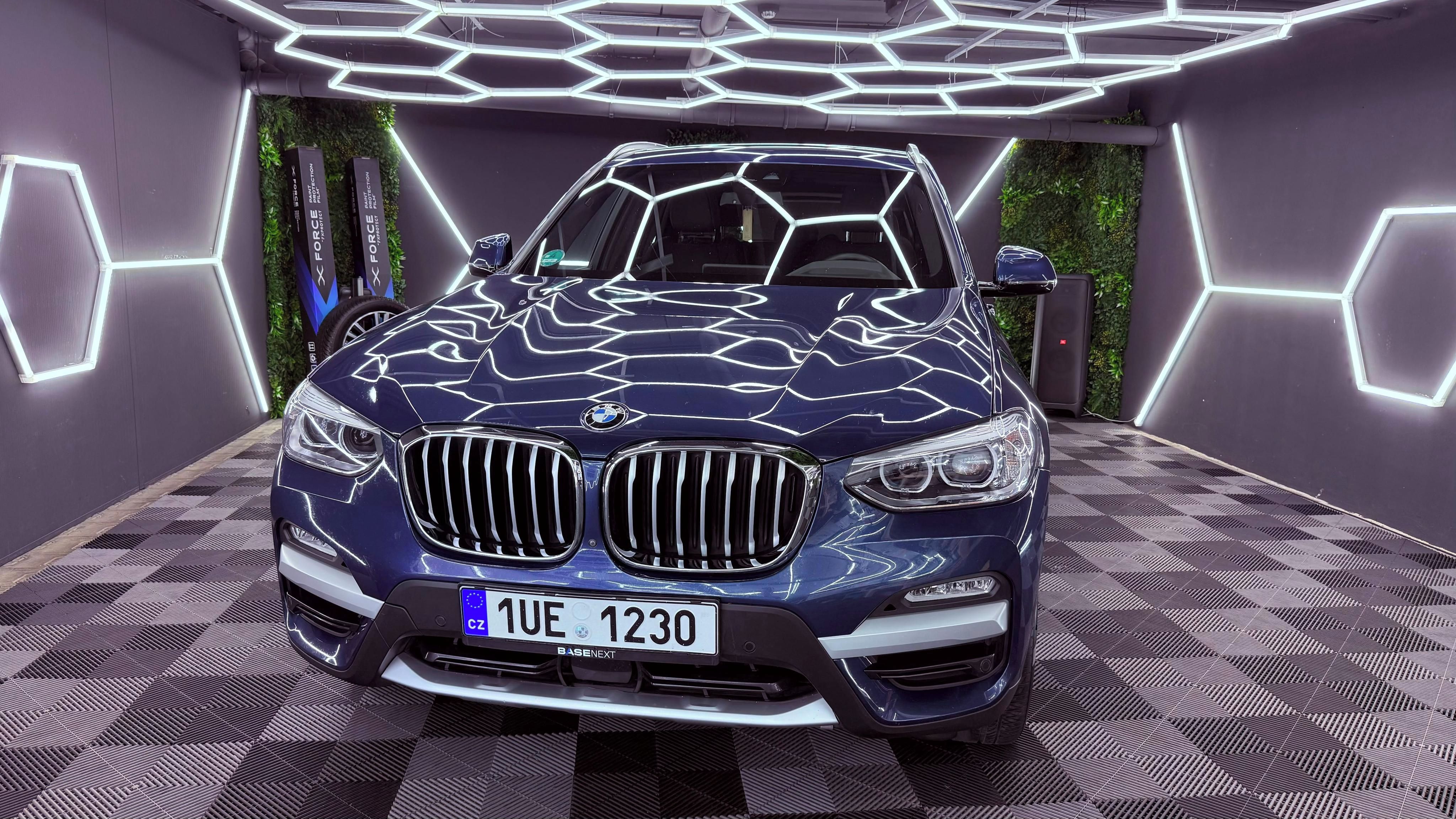 BMW X3, X Line, TOP stav - fotka 4