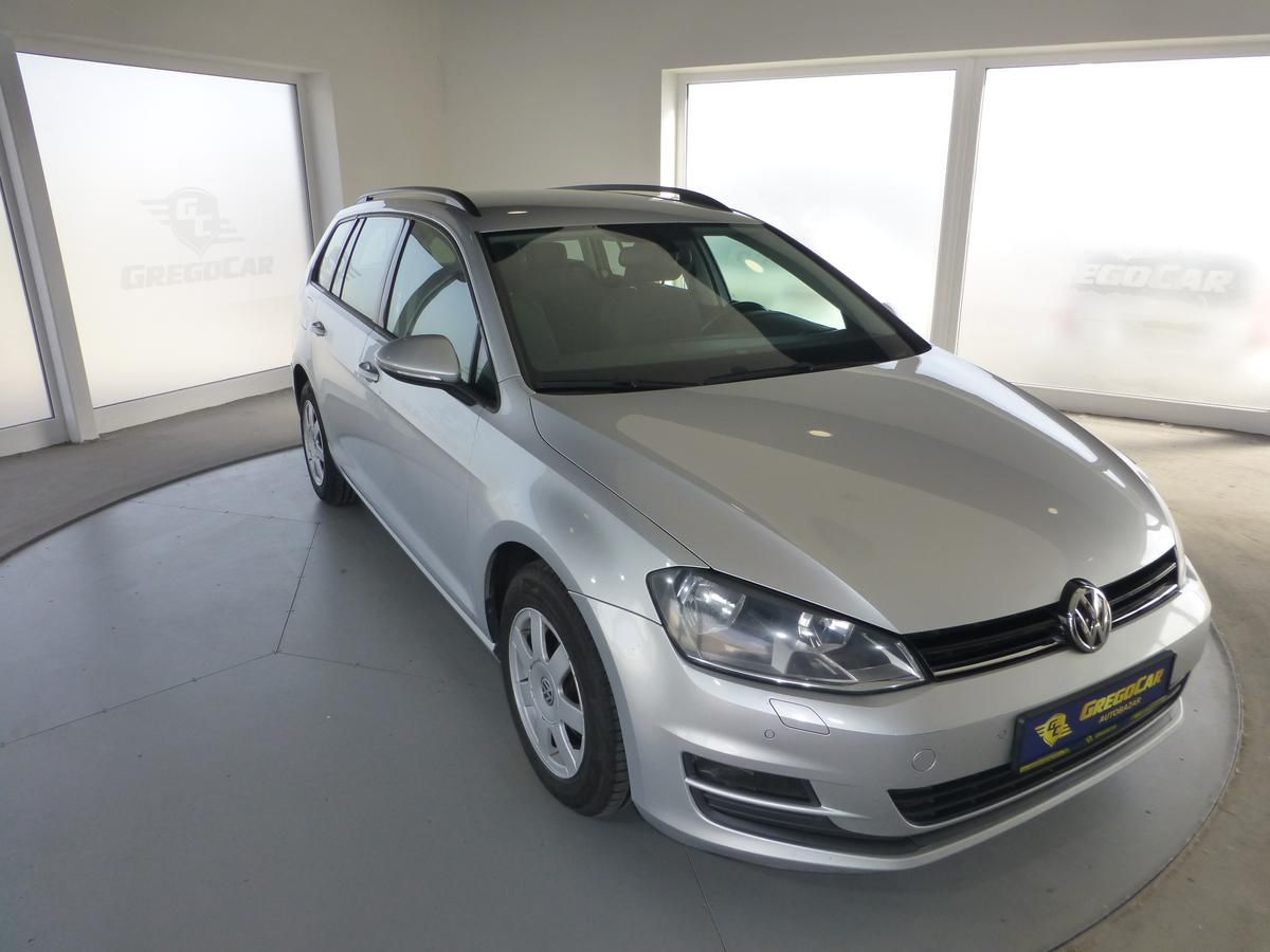 Volkswagen Golf, 1,6TDI*81KW*VYHŘ.SEDADLA* - fotka 3