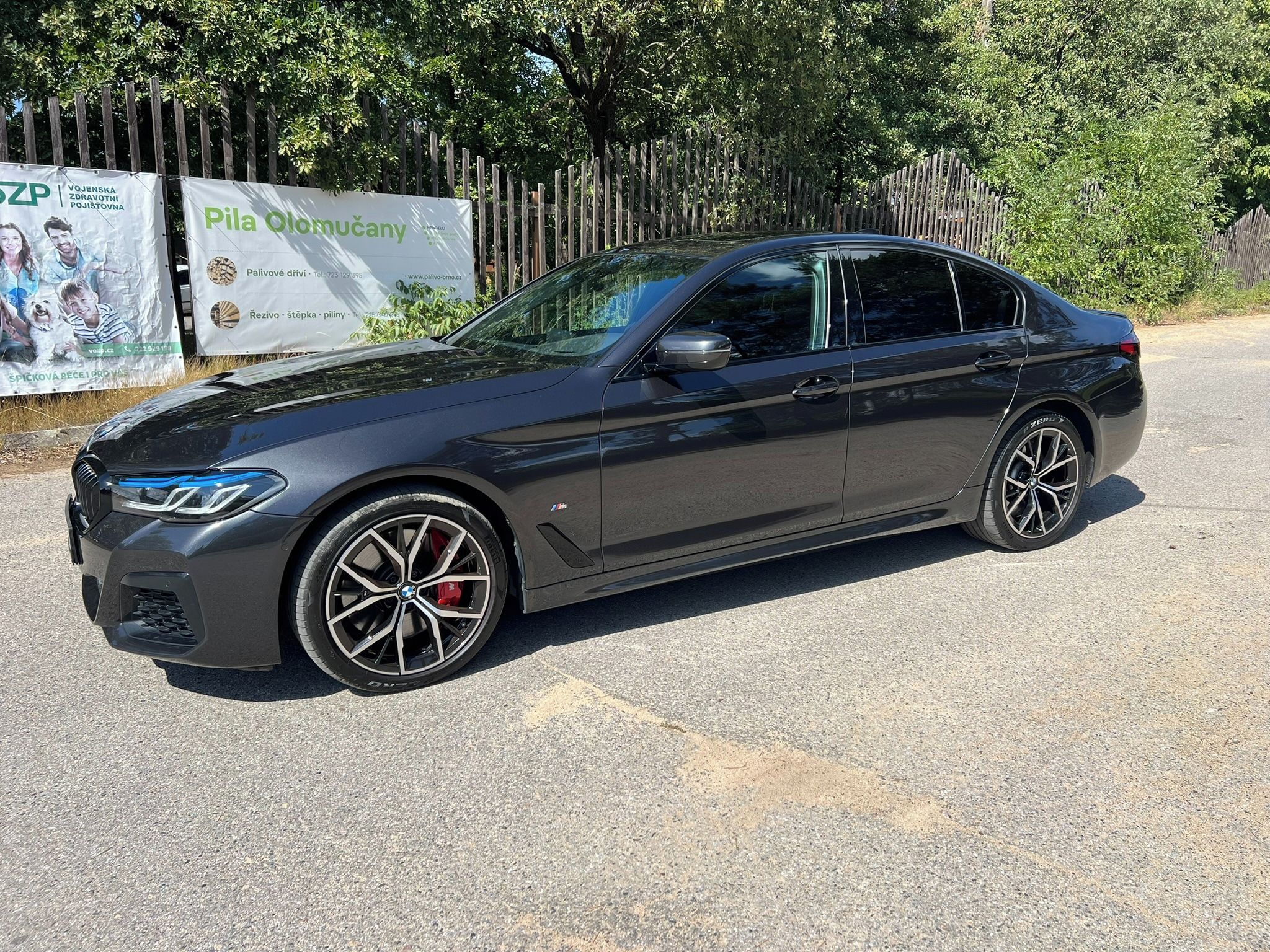 BMW Řada 5, BMW 540i XDrive M-Paket - fotka 6
