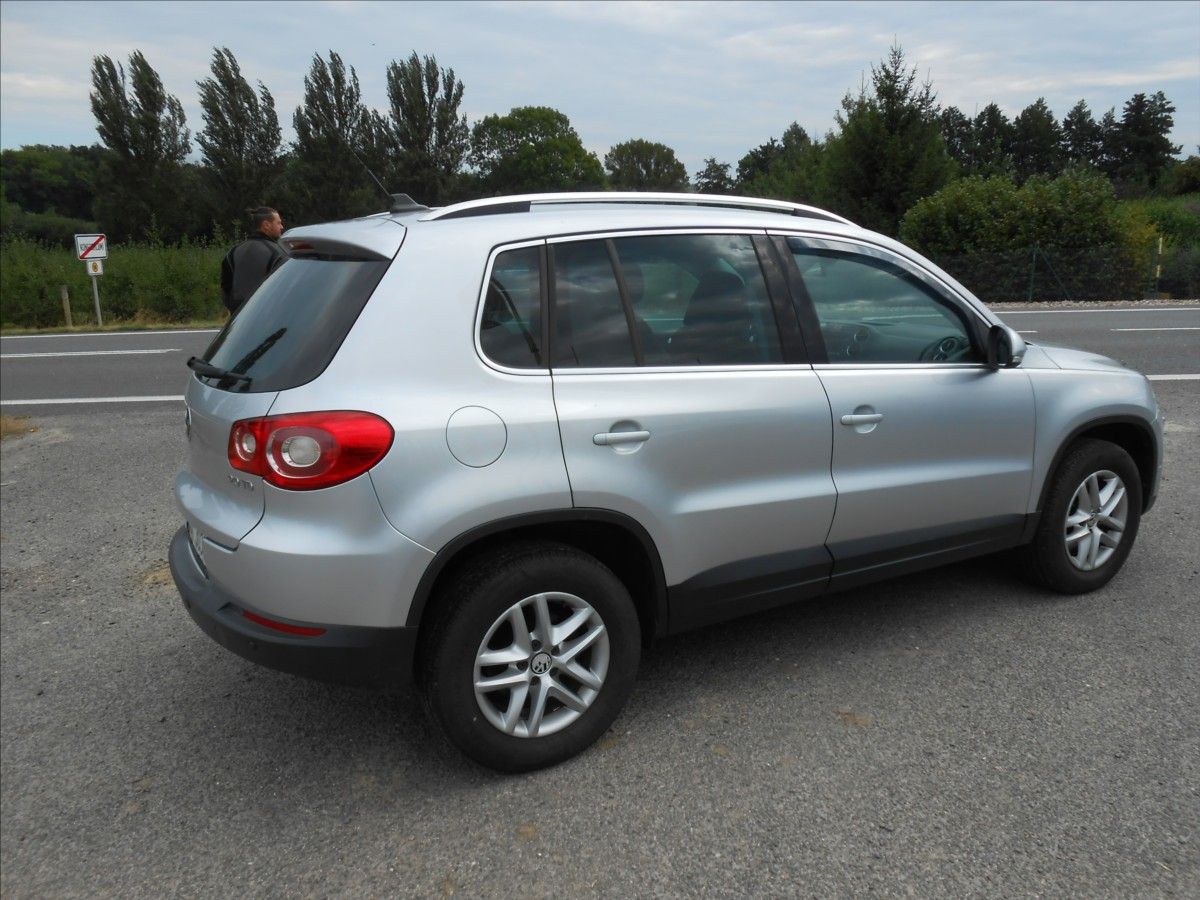 Volkswagen Tiguan, 2,0 TDI 120 kW Serviska - fotka 6