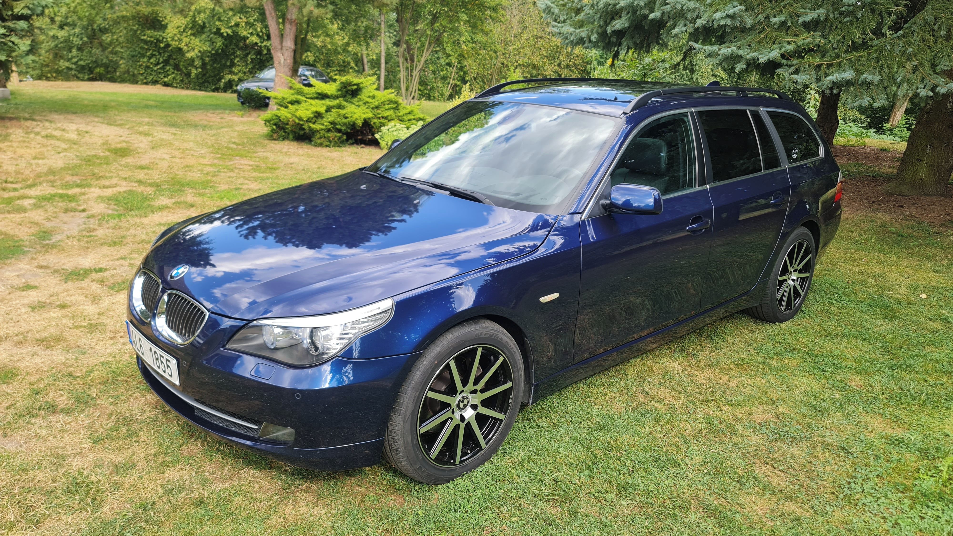 BMW Řada 5, 525xd,E61,FACELIFT,4x4,manuál - fotka 3