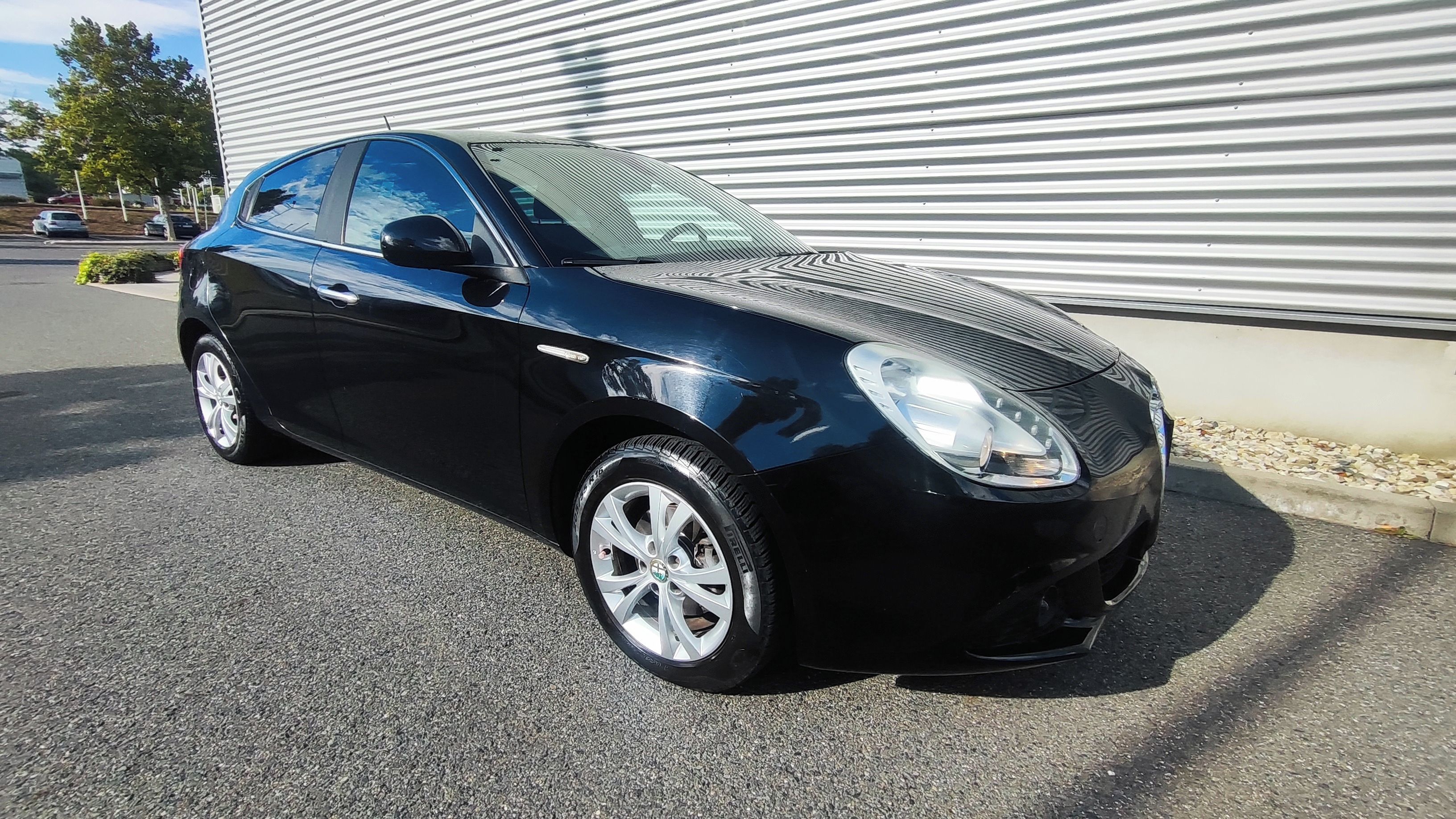 Alfa Romeo Giulietta, 1.4 T 88kW  automatická klima - fotka 5