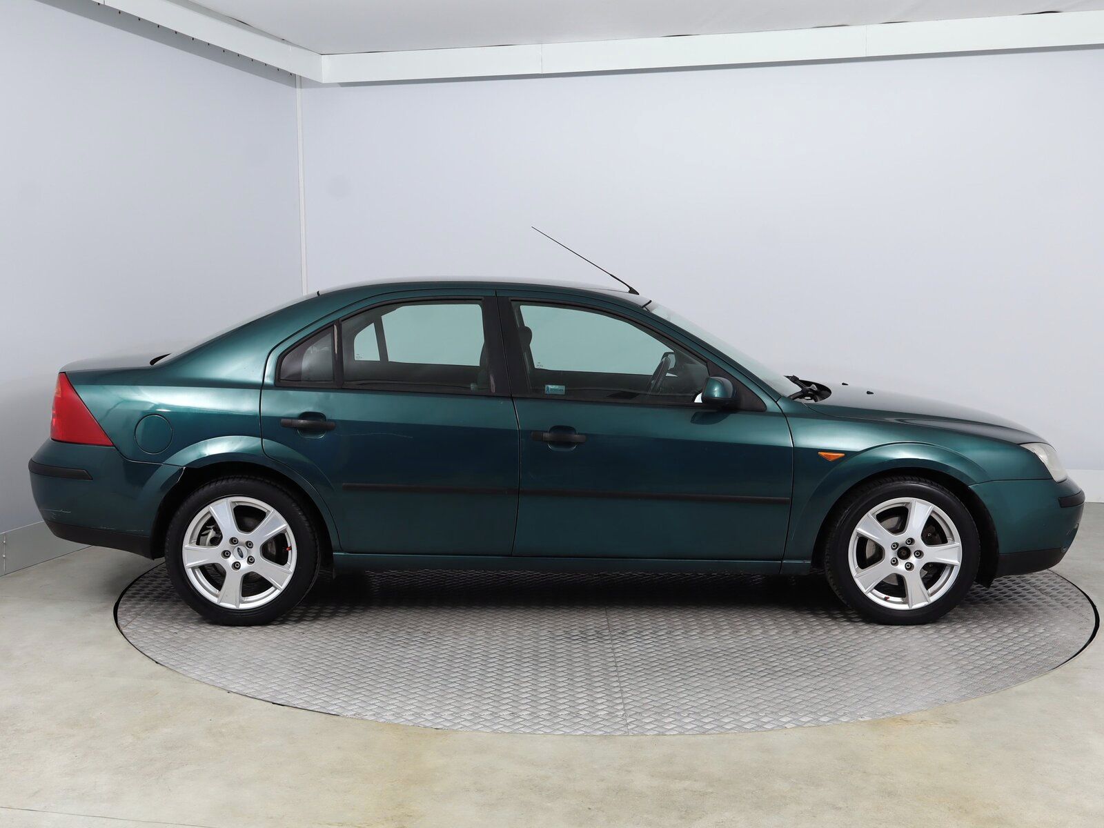 Ford Mondeo, 1.8 16V, po STK, Klima - fotka 6