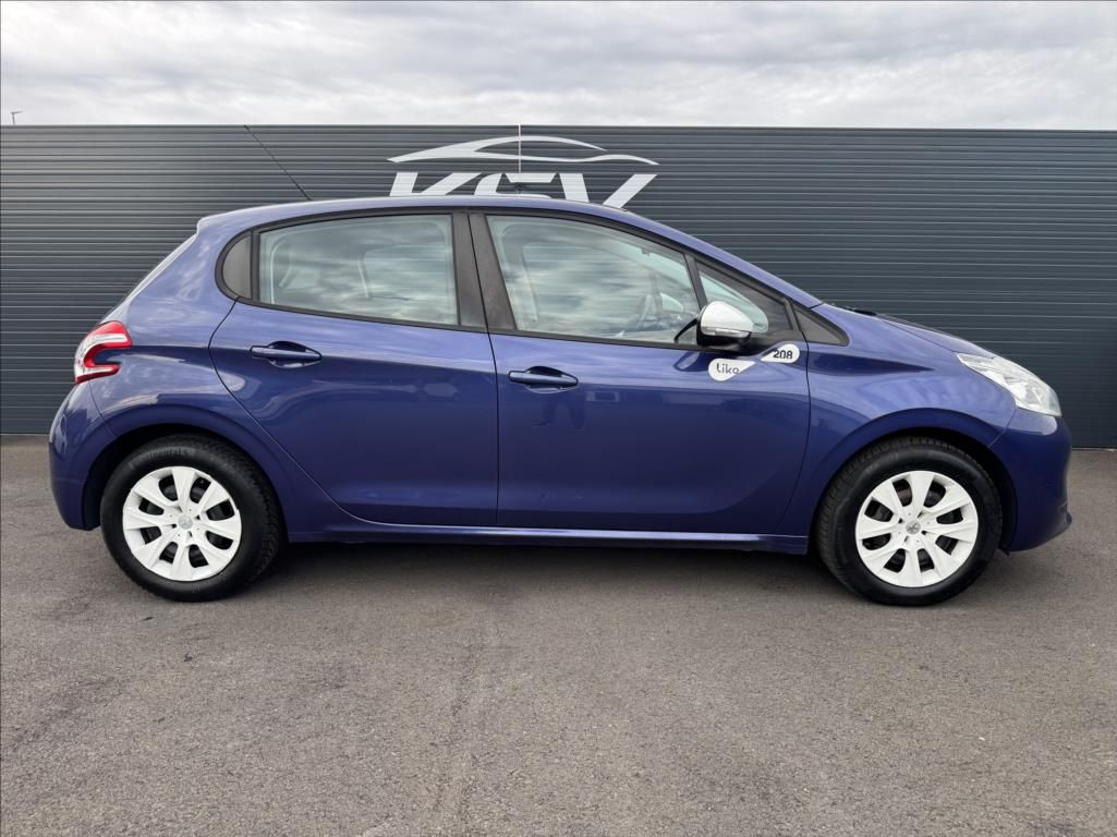 Peugeot 208, 1,0 - fotka 6