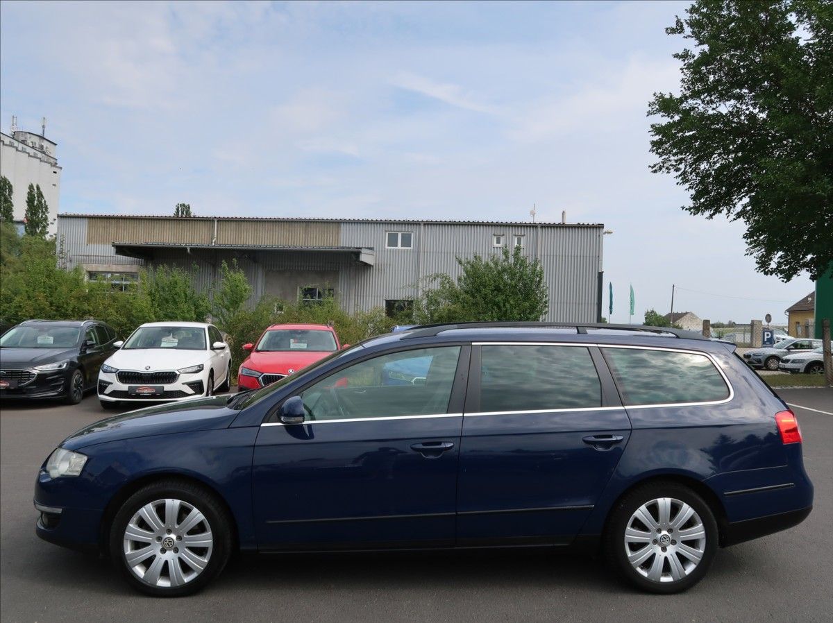 Volkswagen Passat, 2,0 TDi,103kW,Tempomat,tažné - fotka 6