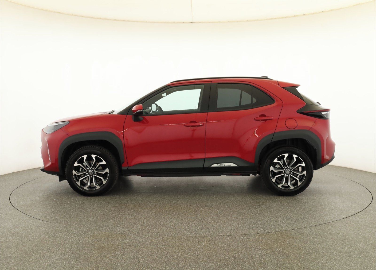 Toyota Yaris Cross, 1.5 VVT-iE, Záruka, Automat - fotka 3