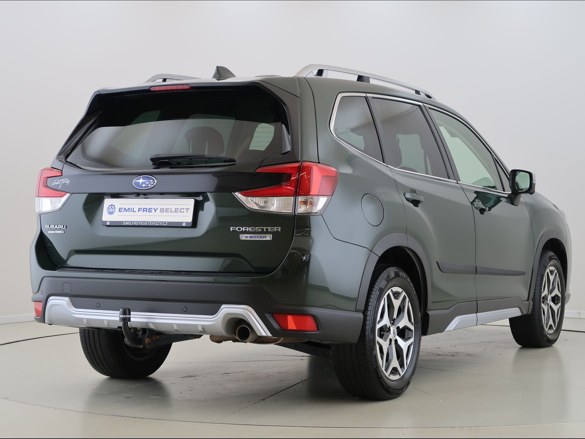 Subaru Forester, 2.0e-Boxer,110kW,AT,4x4,CZ,1Ma - fotka 5