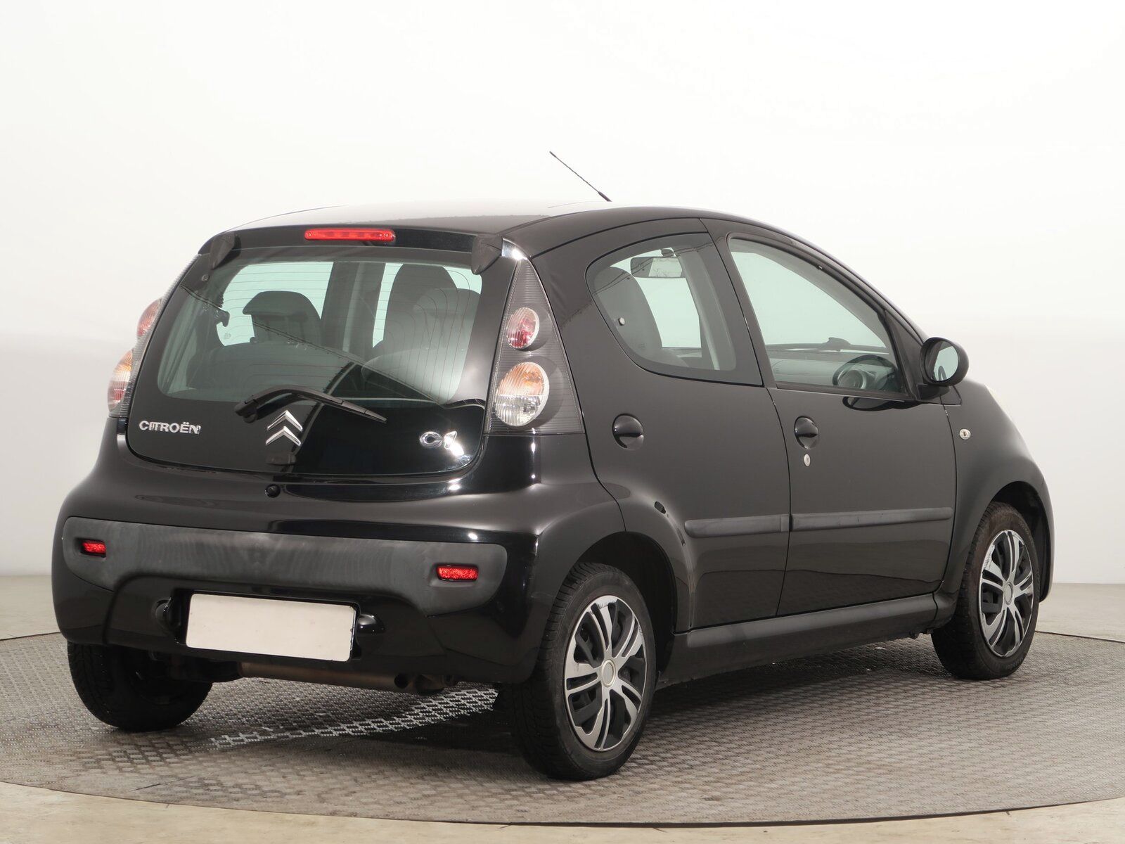 Citroën C1, 1.0, po STK, slušný stav - fotka 5