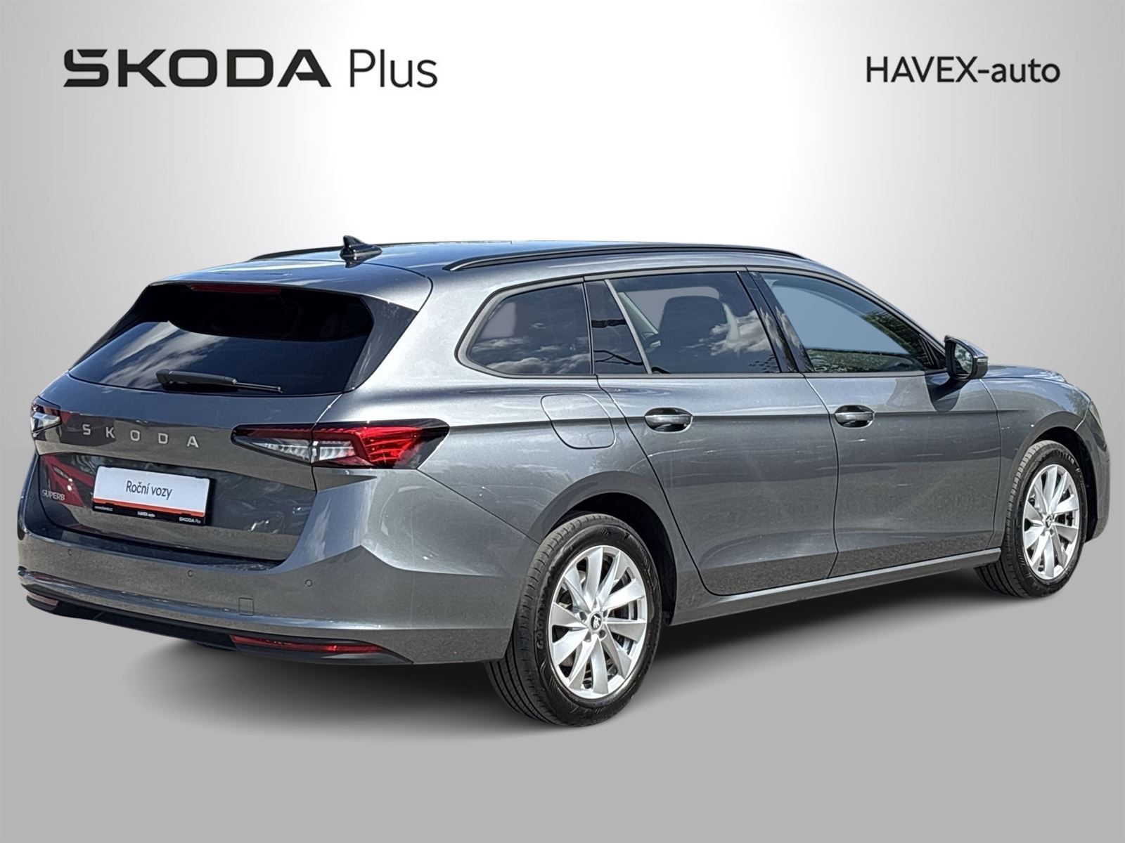 Škoda Superb, Combi 2.0 TDI DSG Selection - fotka 2