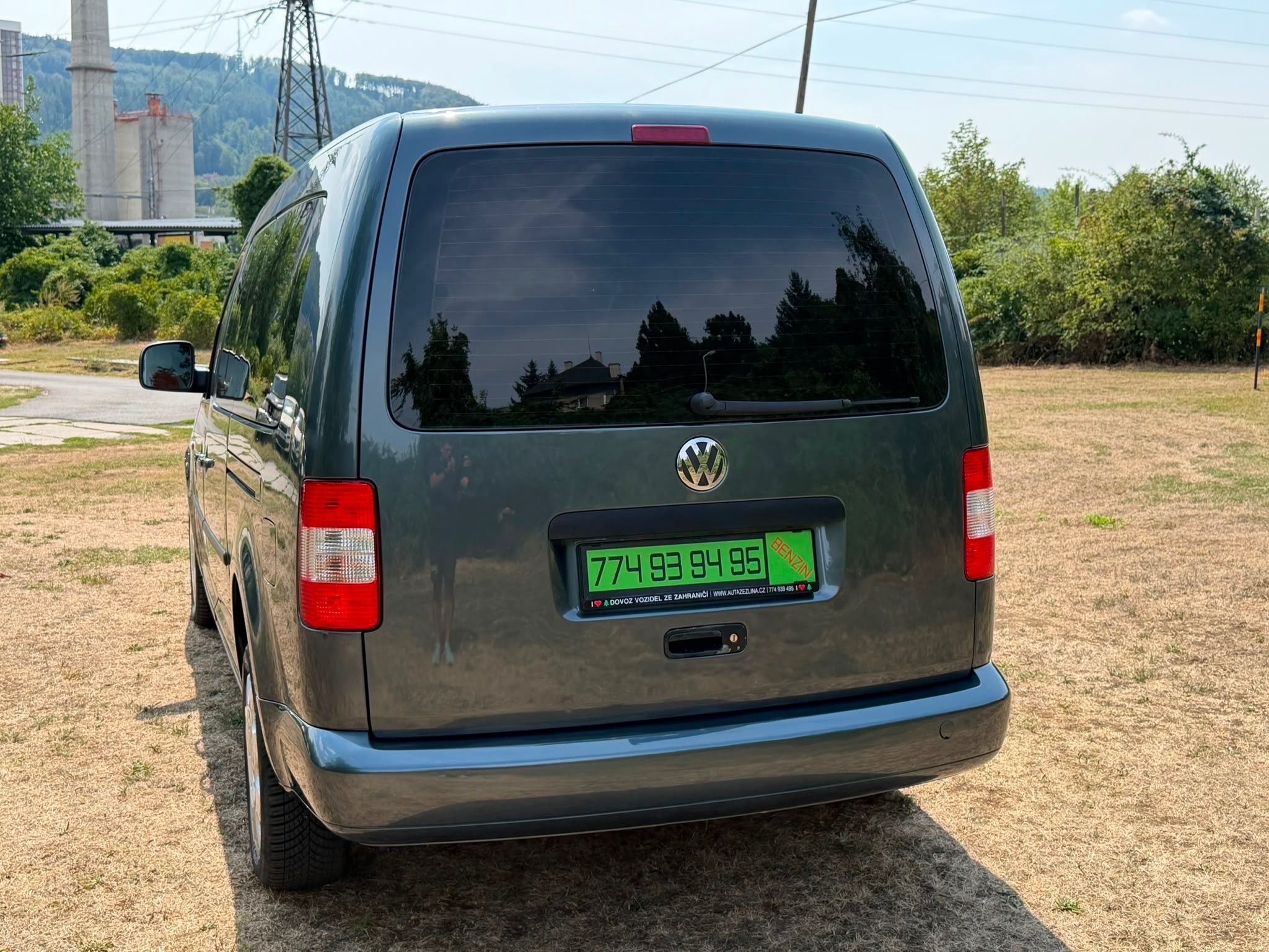 Volkswagen Caddy, MAXI 1,6 MPI - SPACÍ VESTAVBA - fotka 6